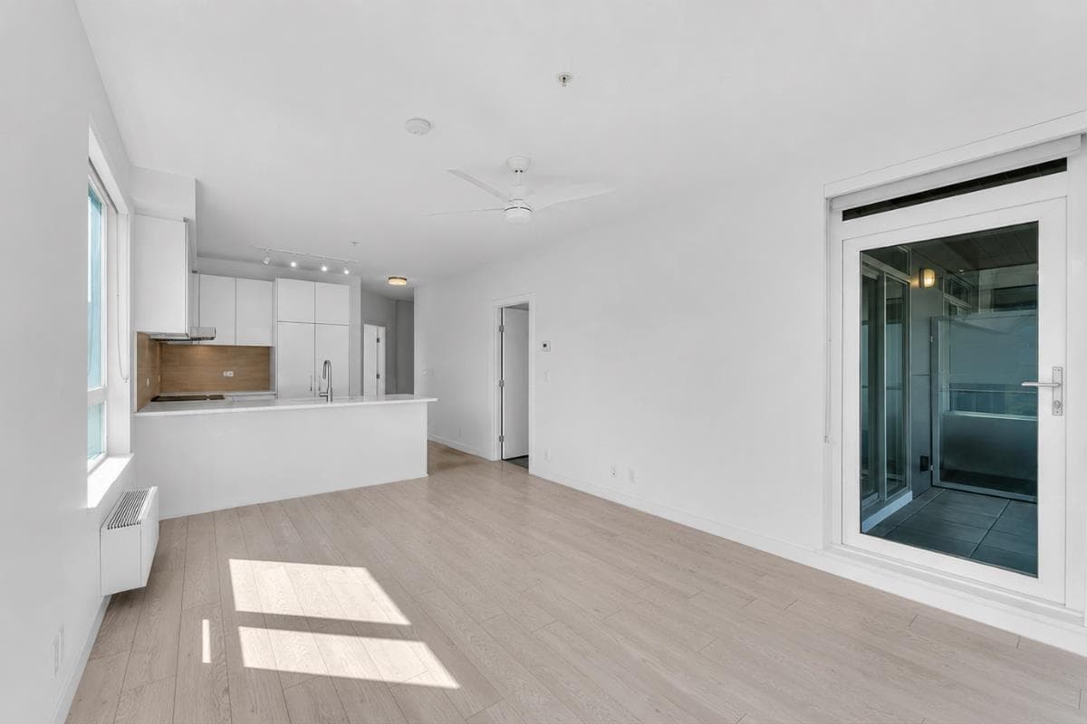 315 - 711 W 14th Street, North Vancouver, V7M 3E8 — photo 4