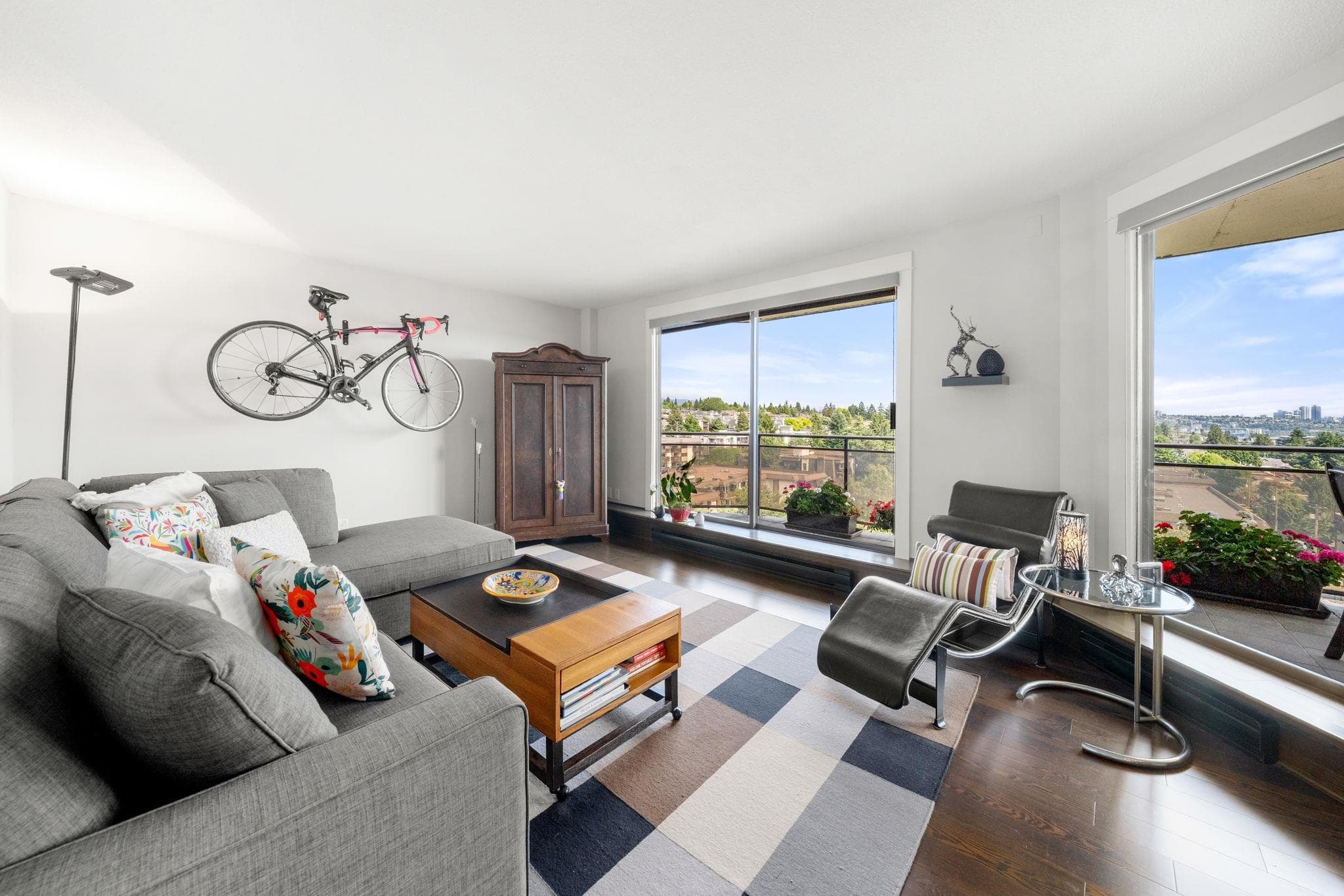 1101 - 444 Lonsdale Avenue, North Vancouver, V7M 3H5 — photo 4
