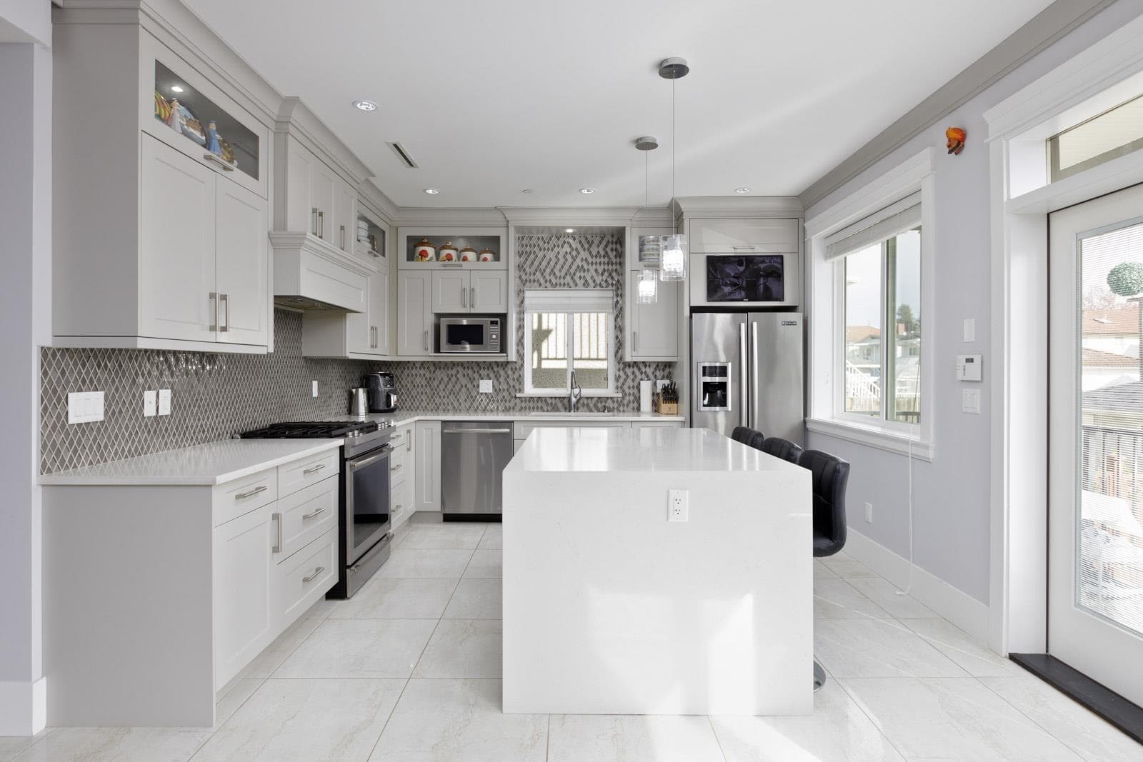 Upper - 3128 East 45th Avenue, Vancouver, V5R 3E1 — photo 5