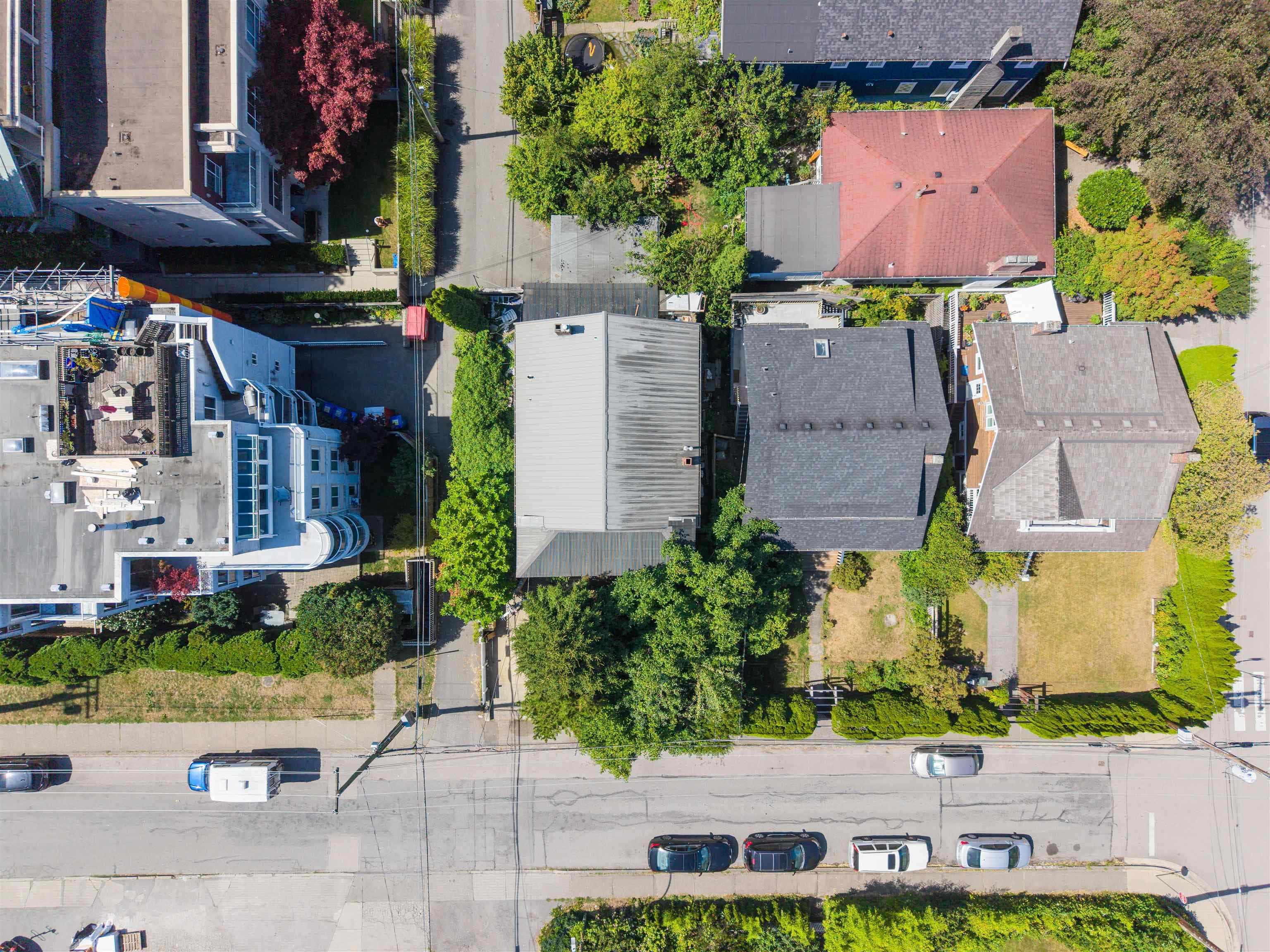 2413 Collingwood Street, Vancouver, V6R 3L3 — photo 3