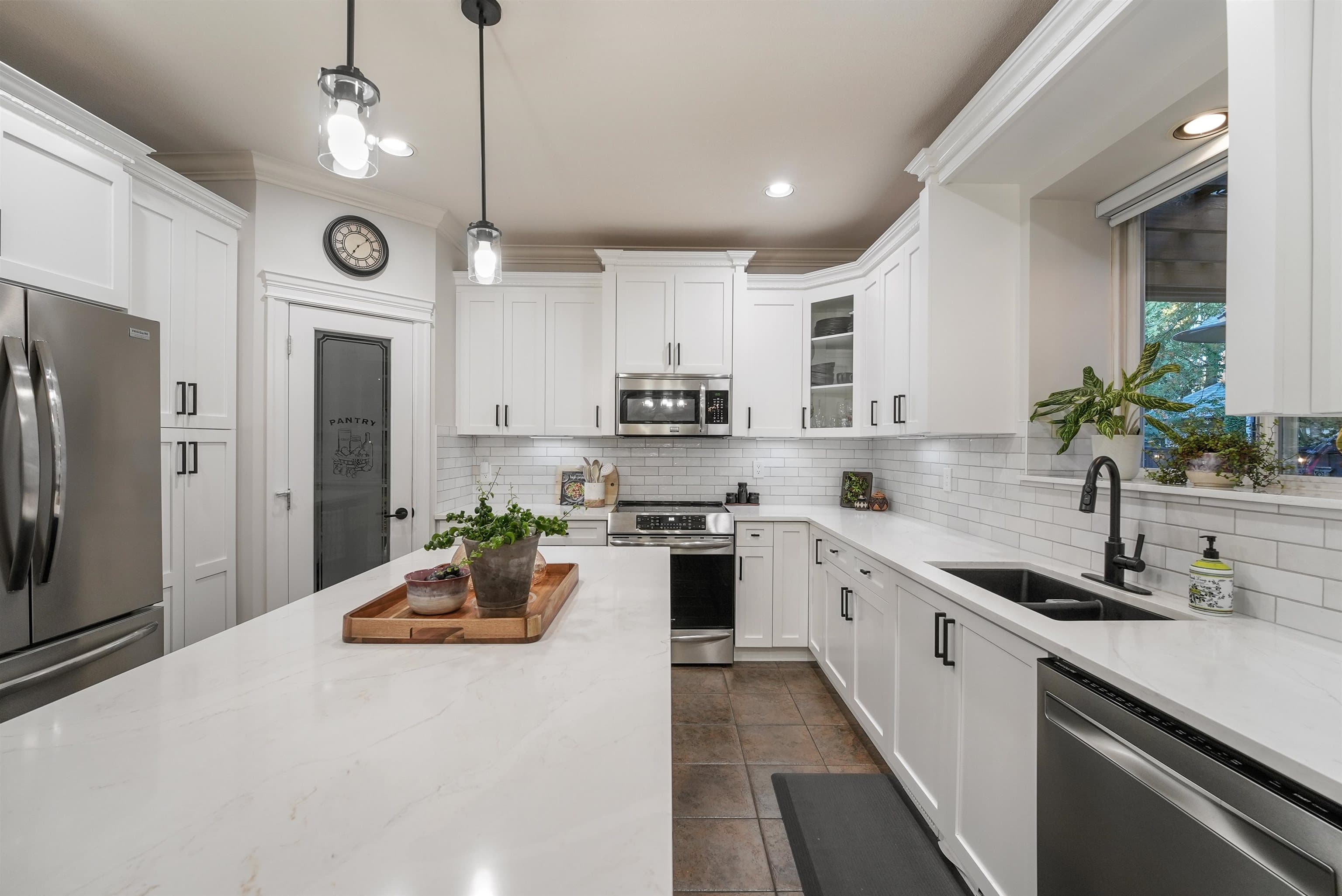 6580 187 Street, Surrey, V3S 4E5 — photo 4