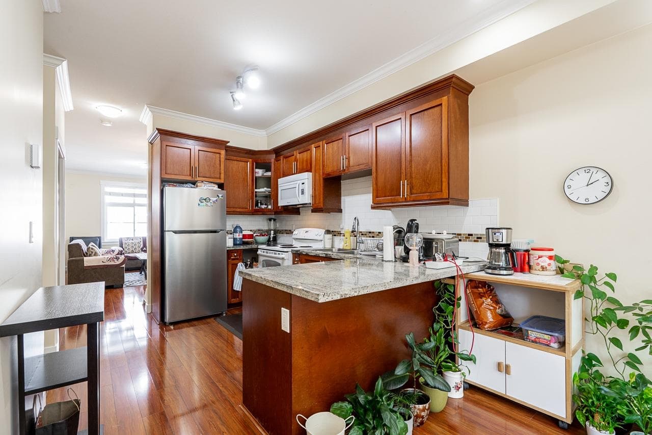 5 - 9405 121 Street, Surrey, V3V 0A9 — photo 5