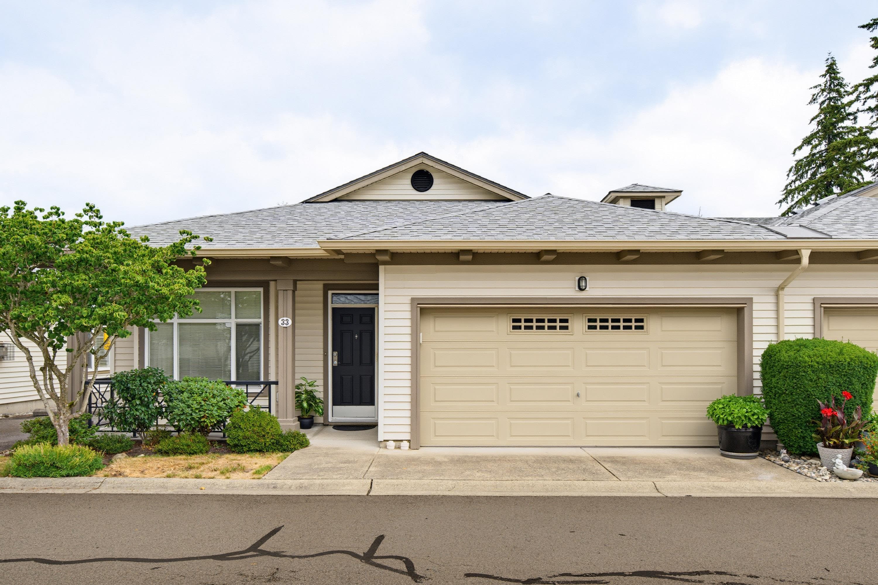 33 - 15188 62a Avenue, Surrey