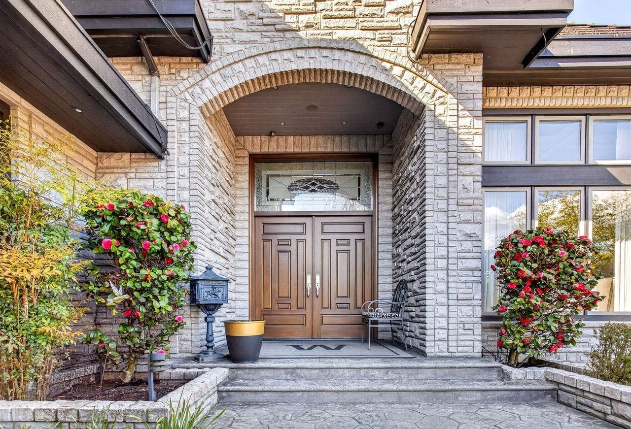 805 Rochester Avenue, Coquitlam, V3K 2W3 — photo 4