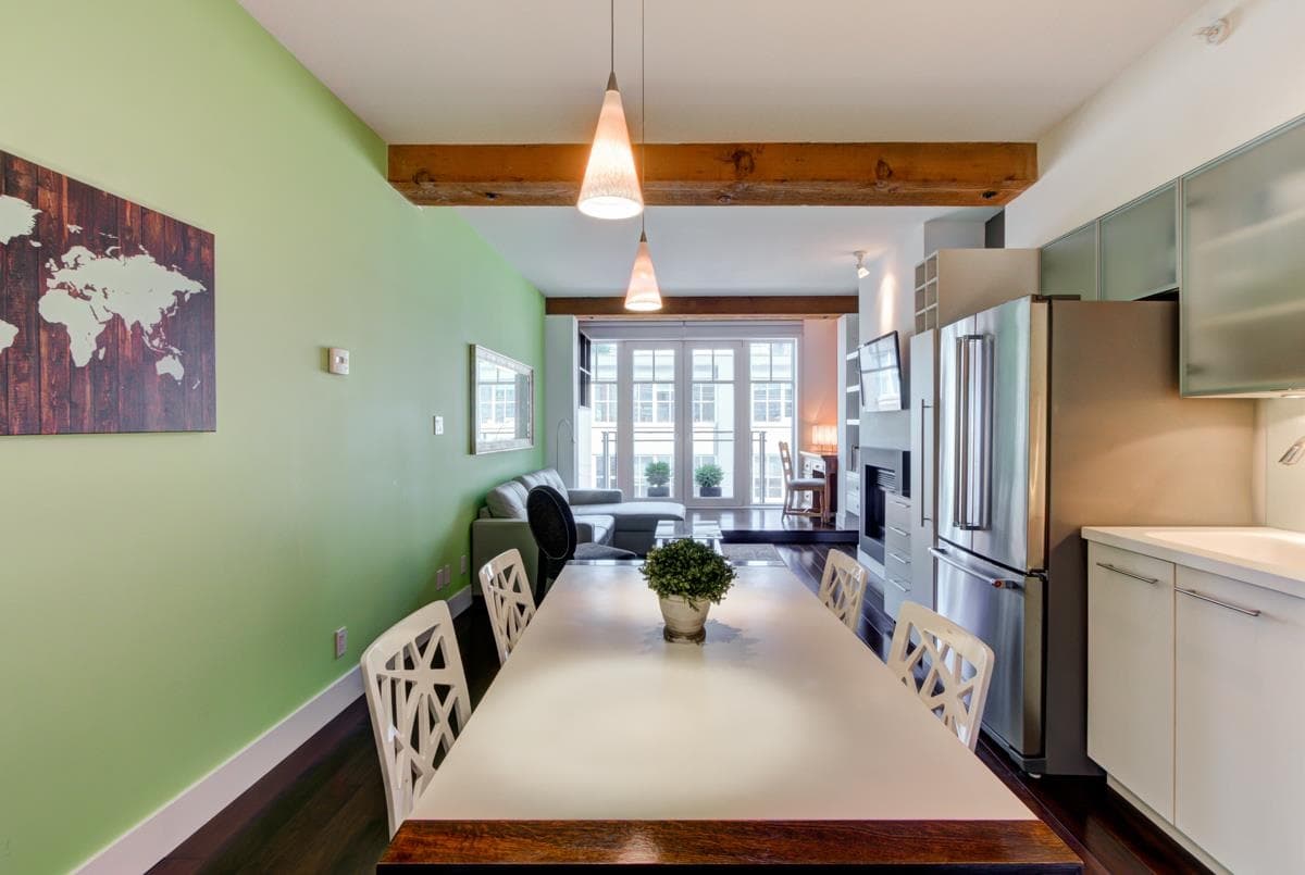 207 - 1275 Hamilton Street, Vancouver, V6B 1E2 — photo 2