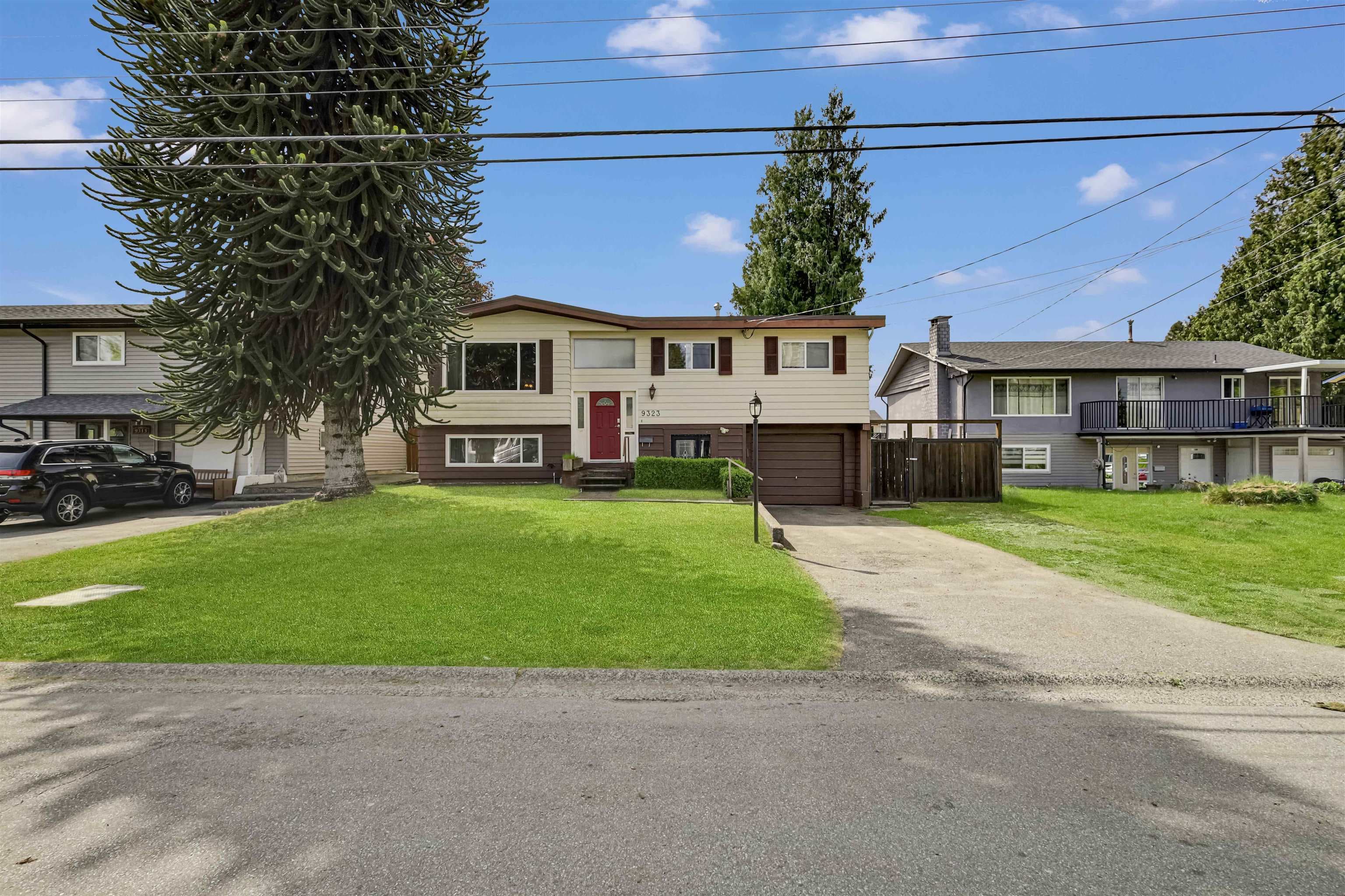 9323 119 Street, Delta, V4C 6M7 — photo 1