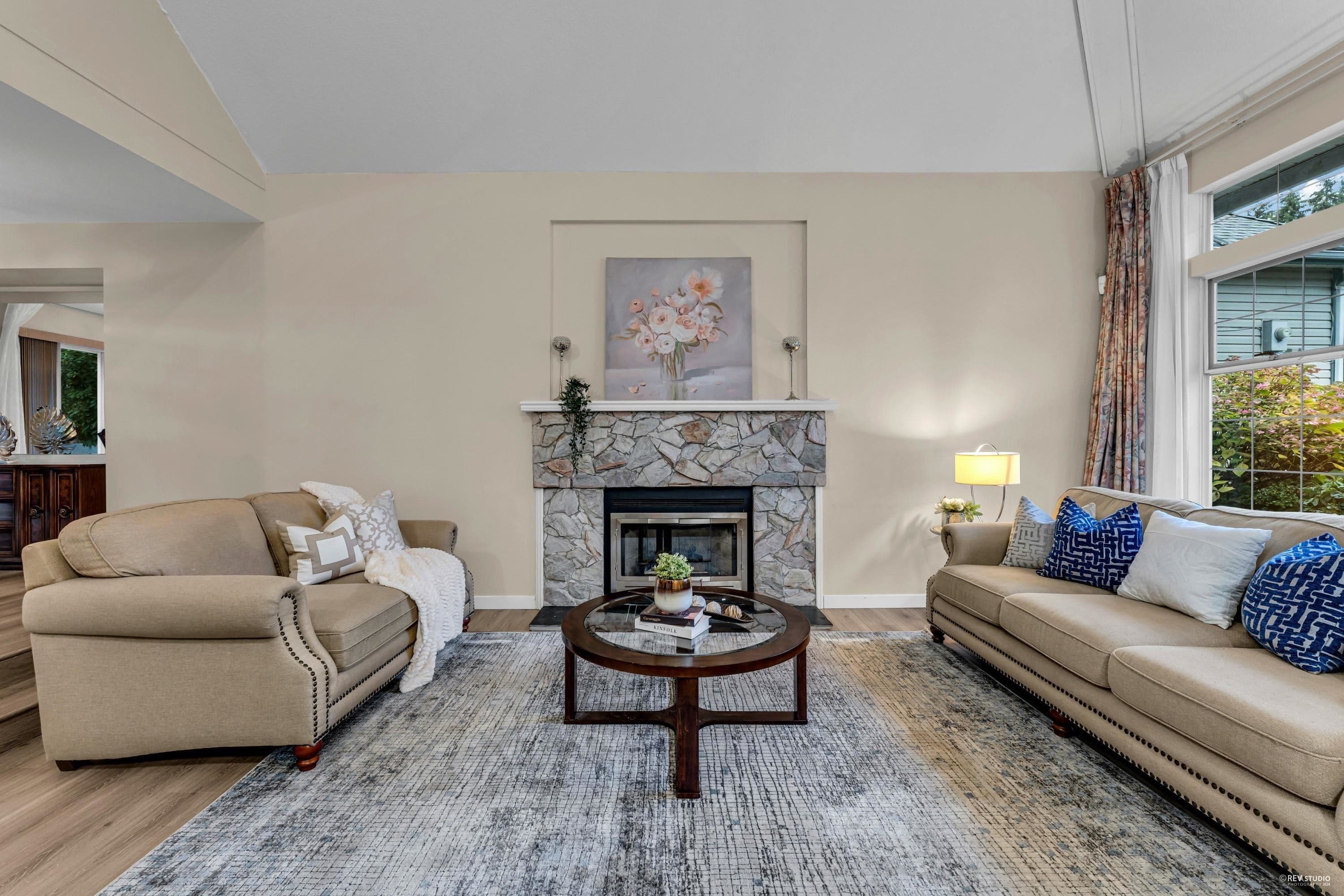 2986 Delahaye Drive, Coquitlam, V3B 6V8 — photo 4