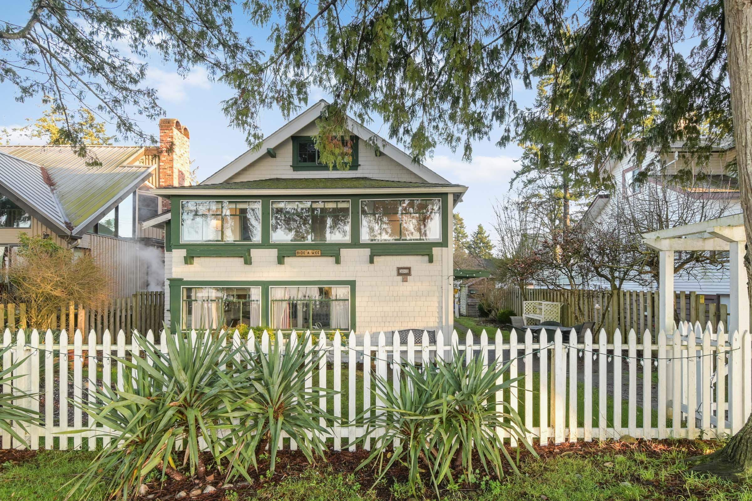 LOWER - 3043 O'hara Lane, Surrey