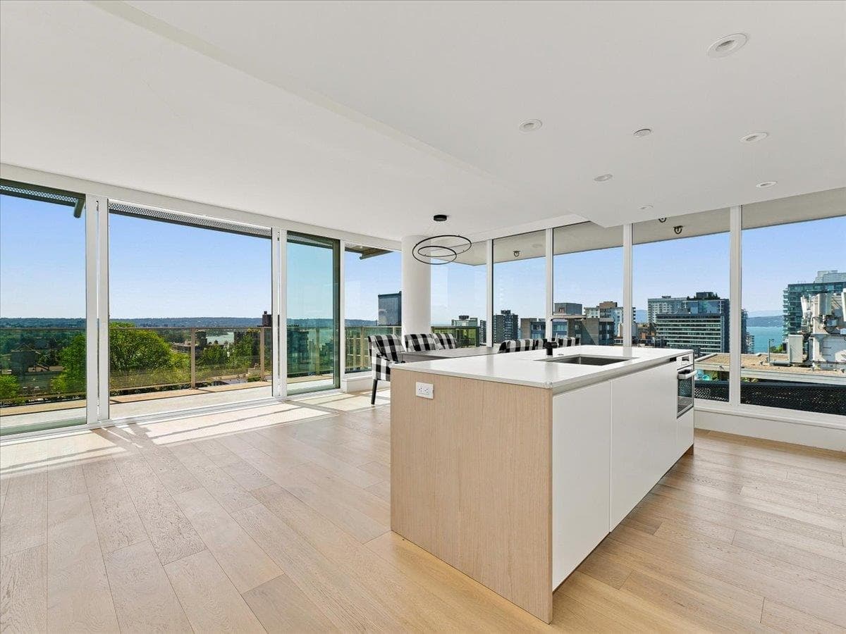 1102 - 1180 Broughton Street, Vancouver, V6G 2B1 — photo 2