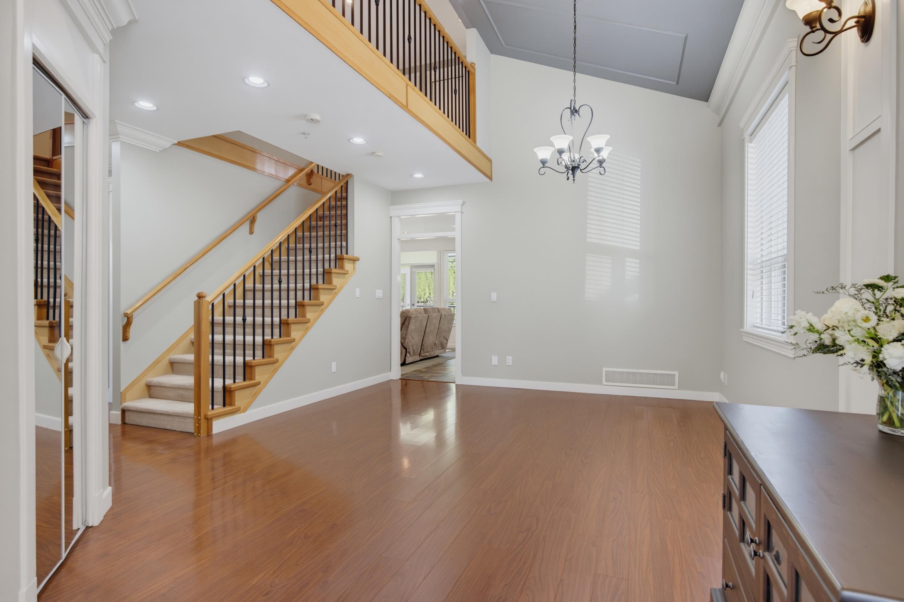 9480 216b Street, Langley, V1M 4E4 — photo 4