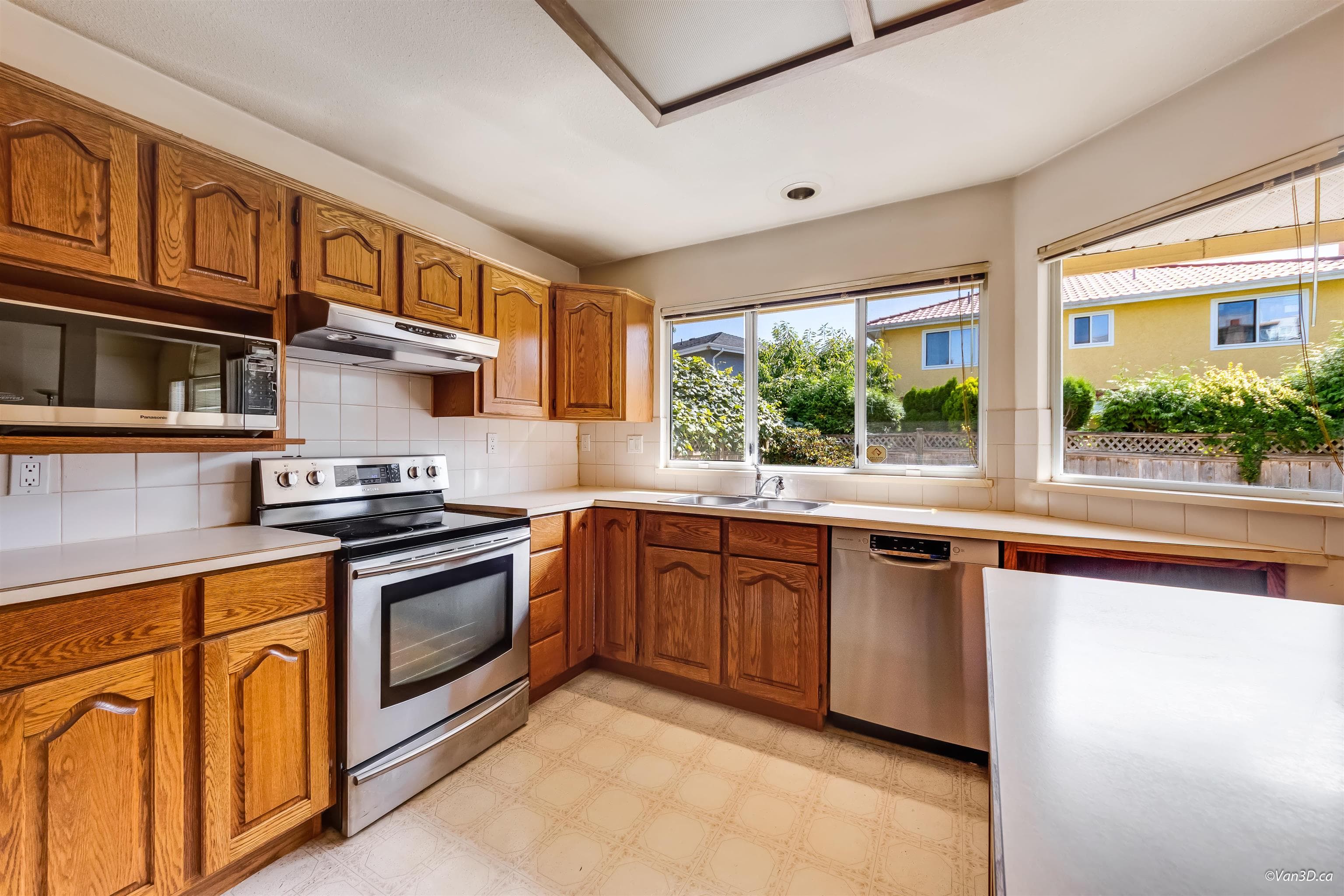 10208 River Drive, Richmond, V6X 1Z3 — photo 5