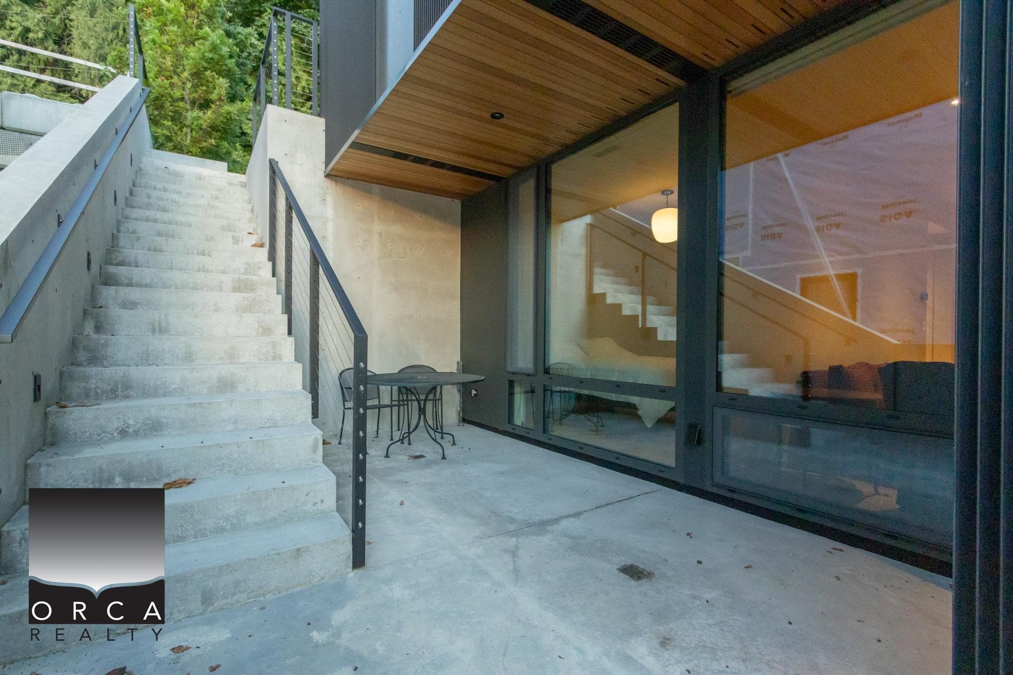 8885 Lawrence Way, West Vancouver