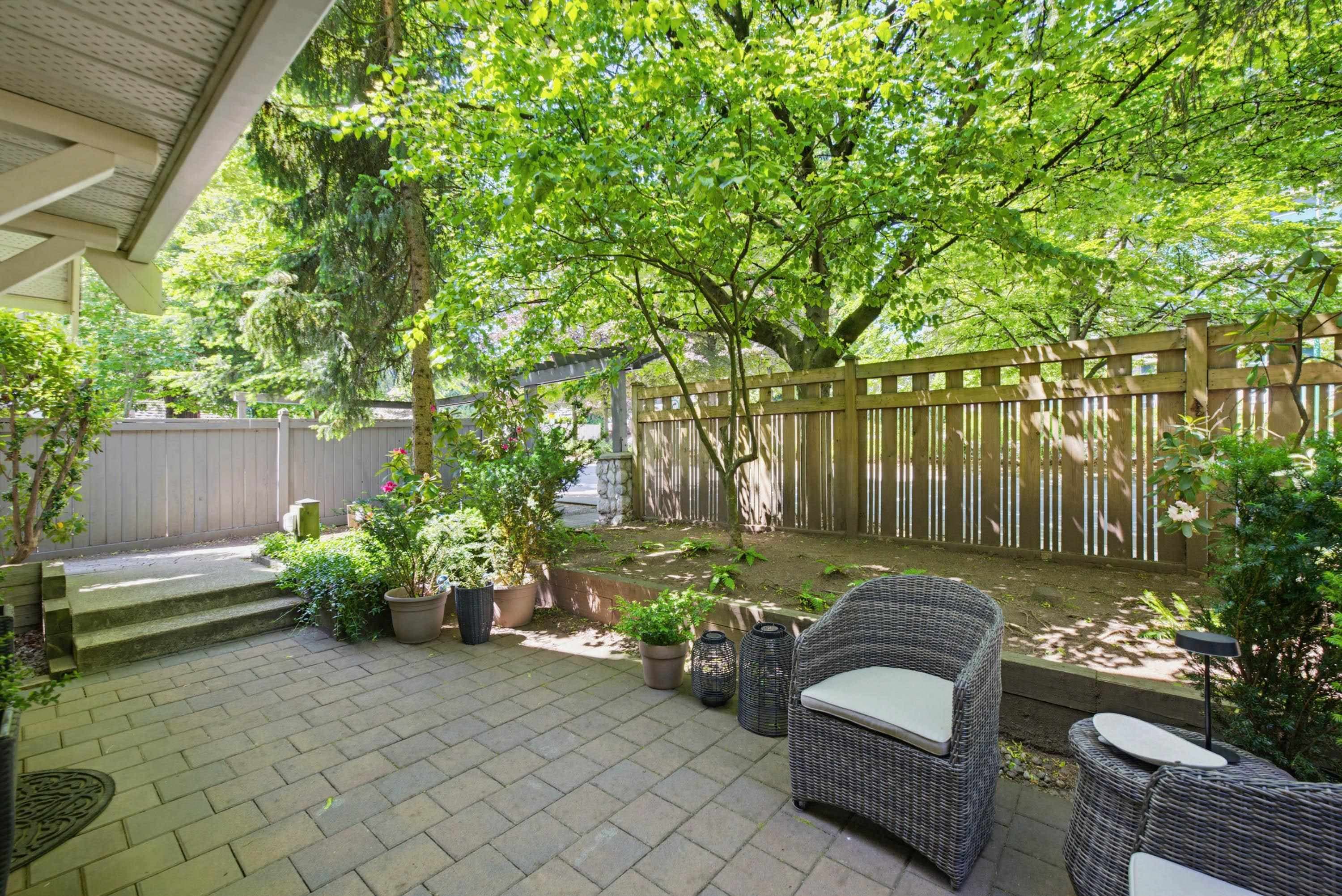 2 - 1071 Lynn Valley Road, North Vancouver, V7J 1Z6 — photo 2