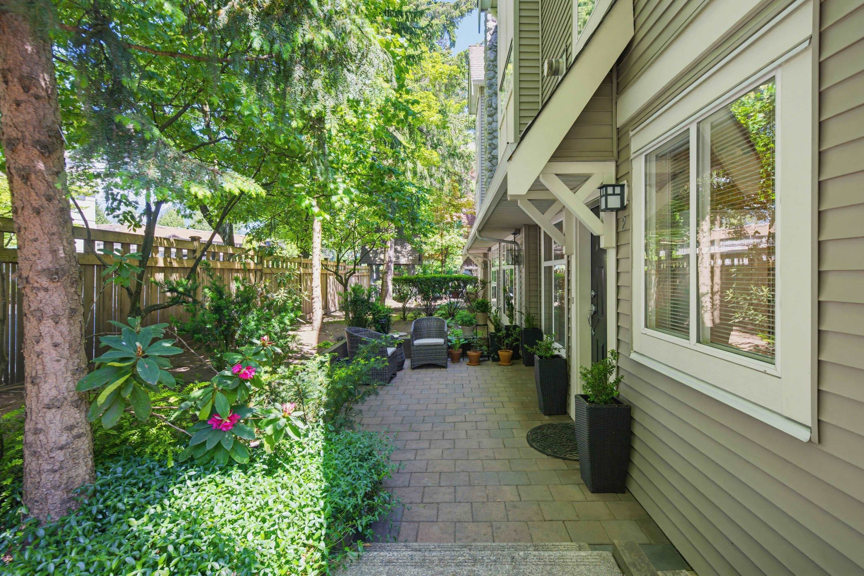 2 - 1071 Lynn Valley Road, North Vancouver, V7J 1Z6 — photo 4
