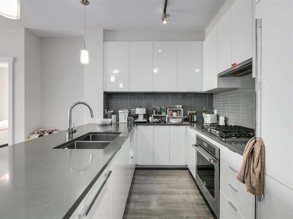 613 - 9388 Tomicki Avenue, Richmond, V6X 0P1 — photo 2
