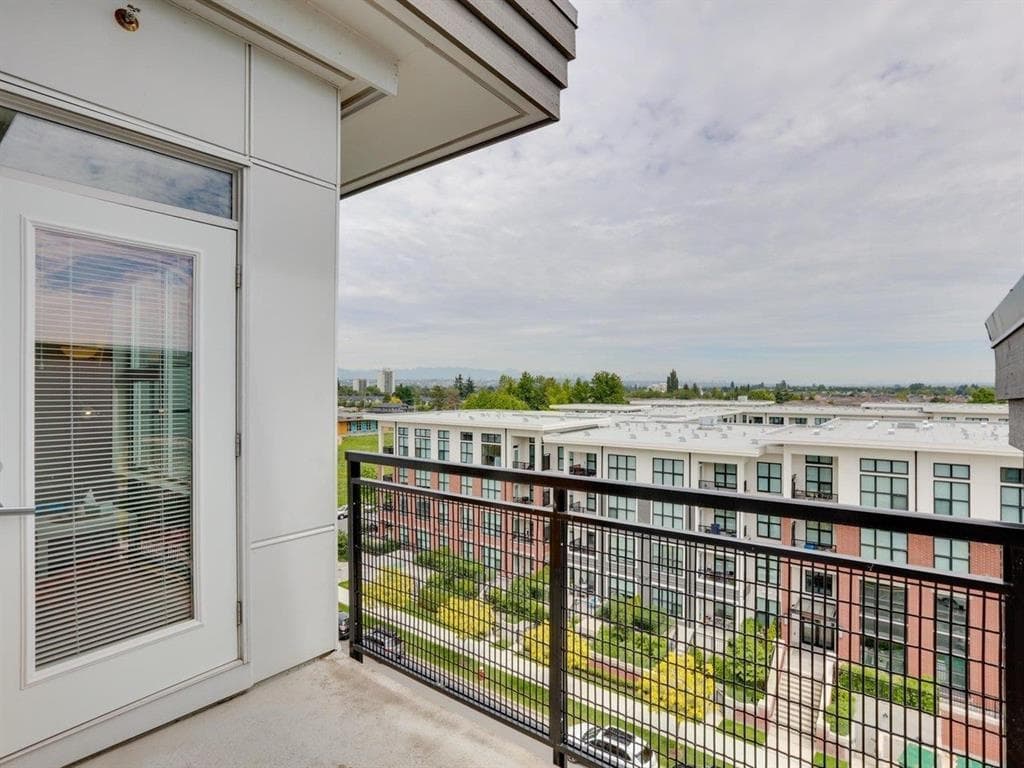 613 - 9388 Tomicki Avenue, Richmond, V6X 0P1 — photo 1