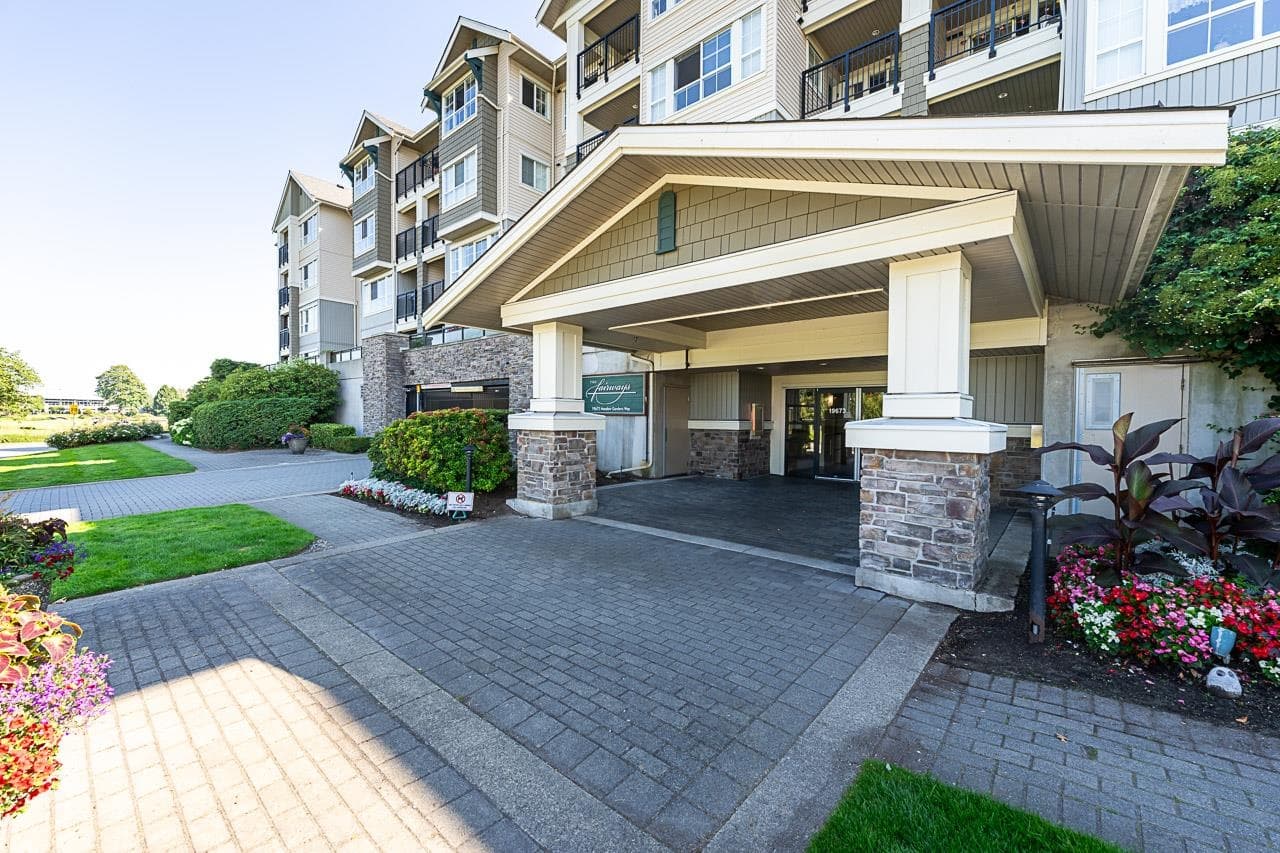 207 - 19673 Meadow Gardens Way, Pitt Meadows, V3Y 0A1 — photo 3