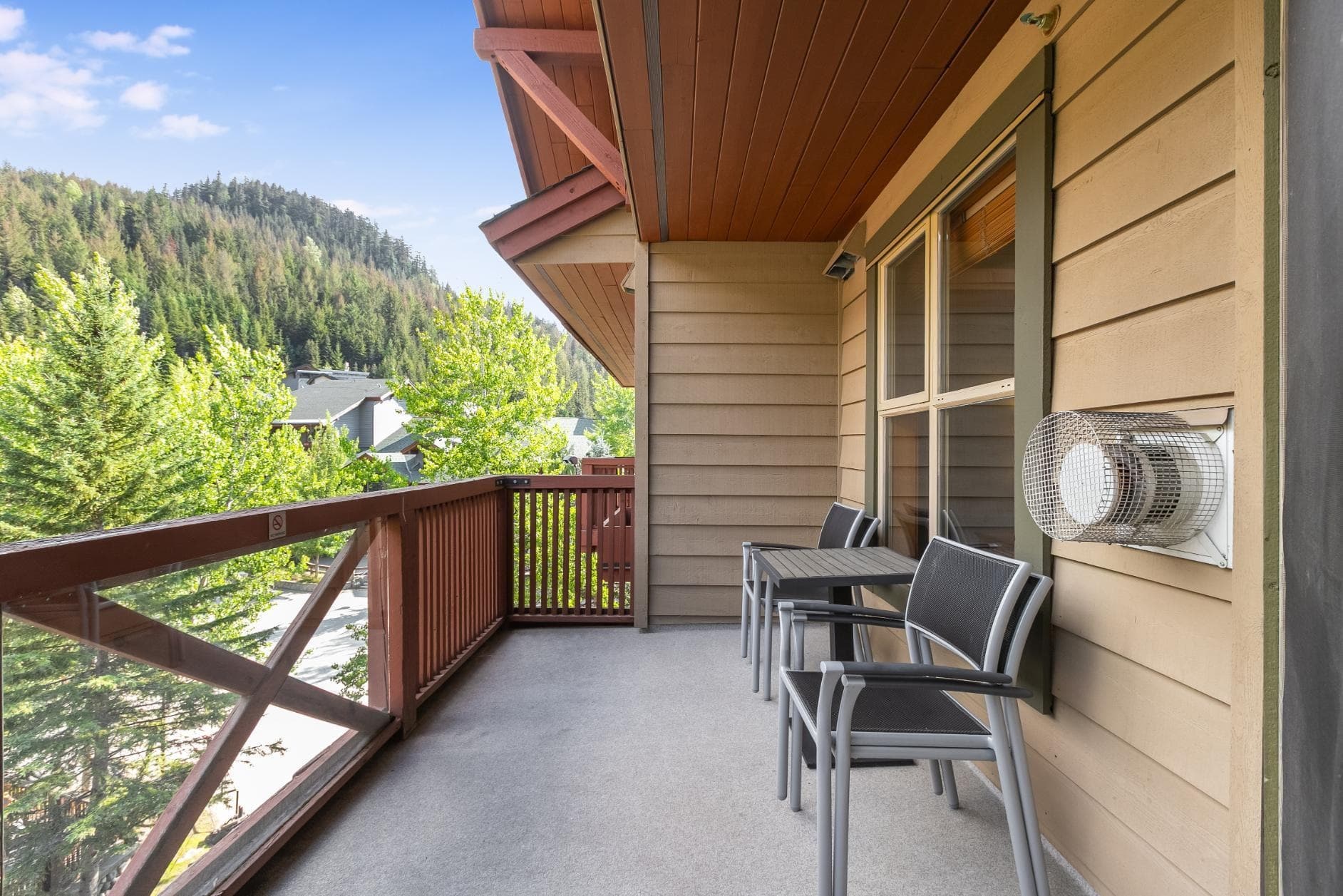 403 - 2036 London Lane, Whistler, V8E 0N7 — photo 4