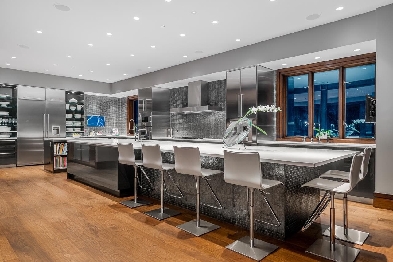 2870 SW Marine Drive, Vancouver, V6N 3X9 — photo 3