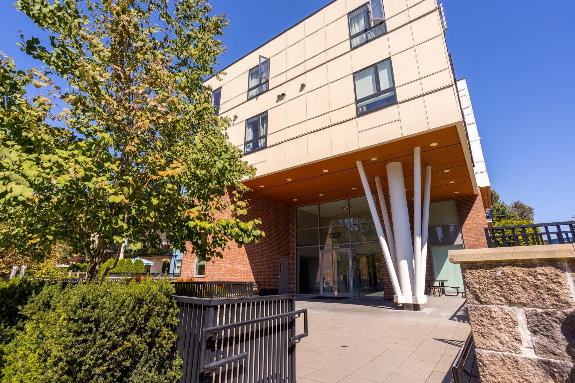307 - 12320 222 Street, Maple Ridge, V2X 3K8 — photo 1
