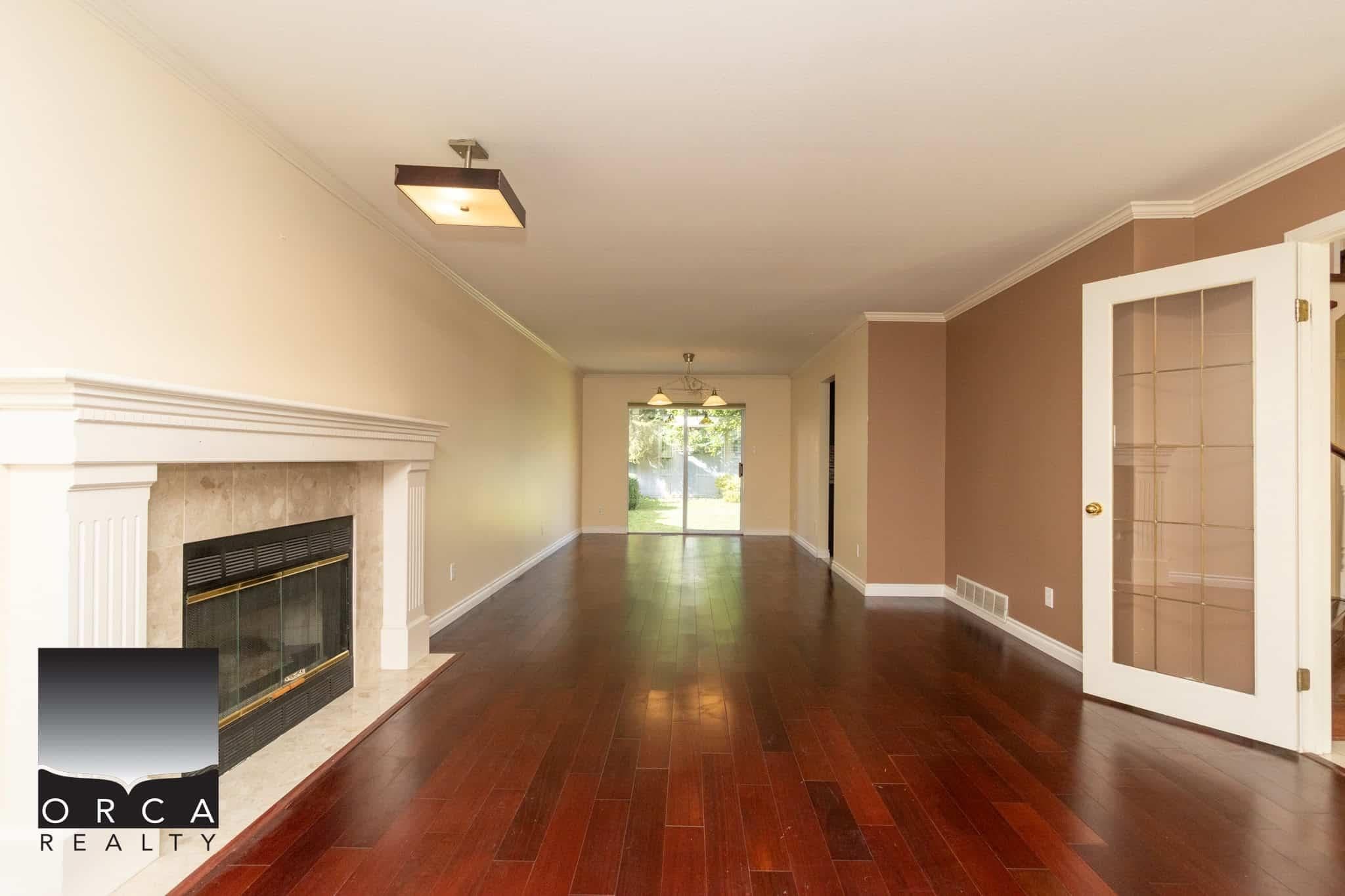 3015 Griffin Place, North Vancouver, V7R 4W9 — photo 3