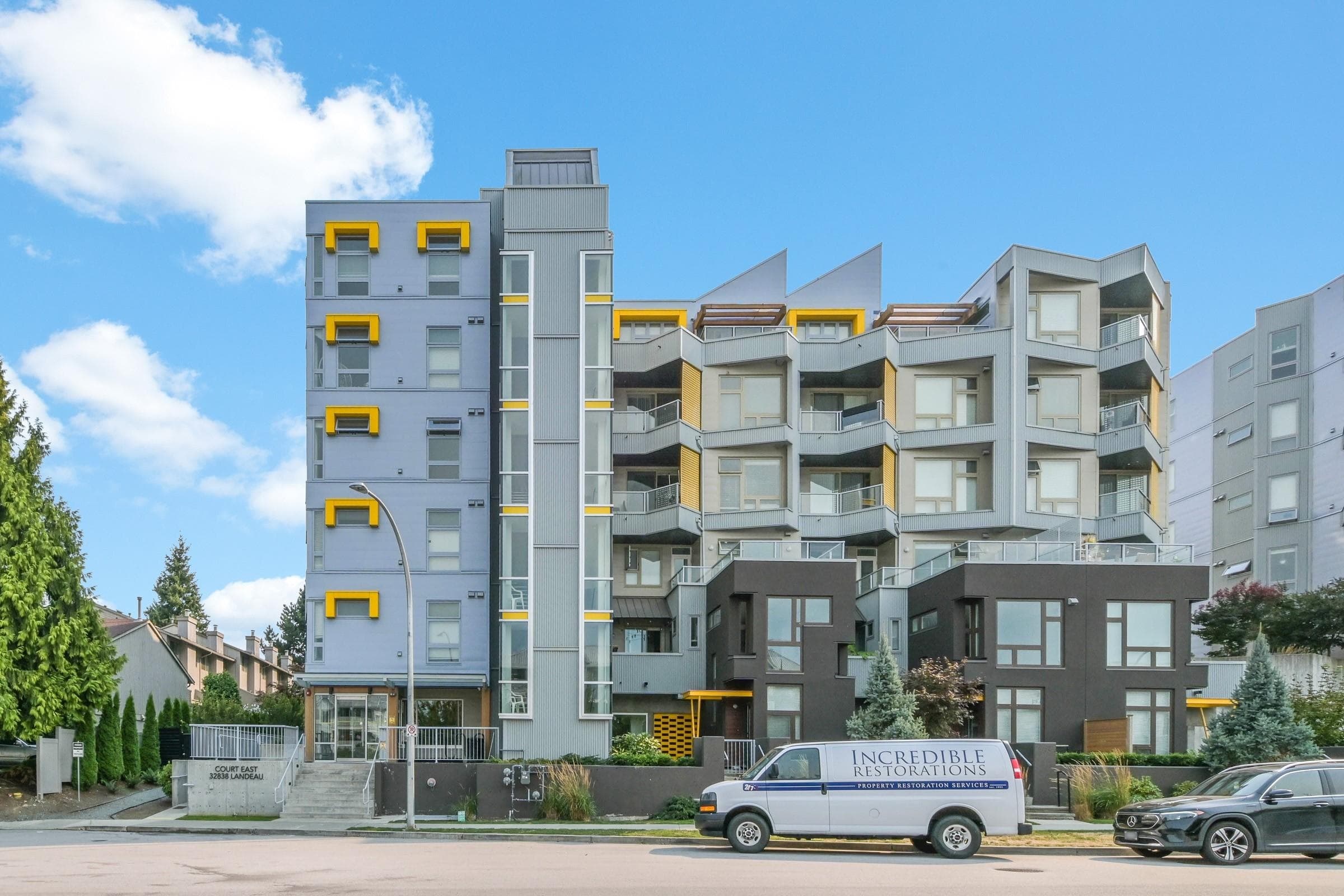 313 - 32838 Landeau Place, Abbotsford, V2S 0M6 — photo 1