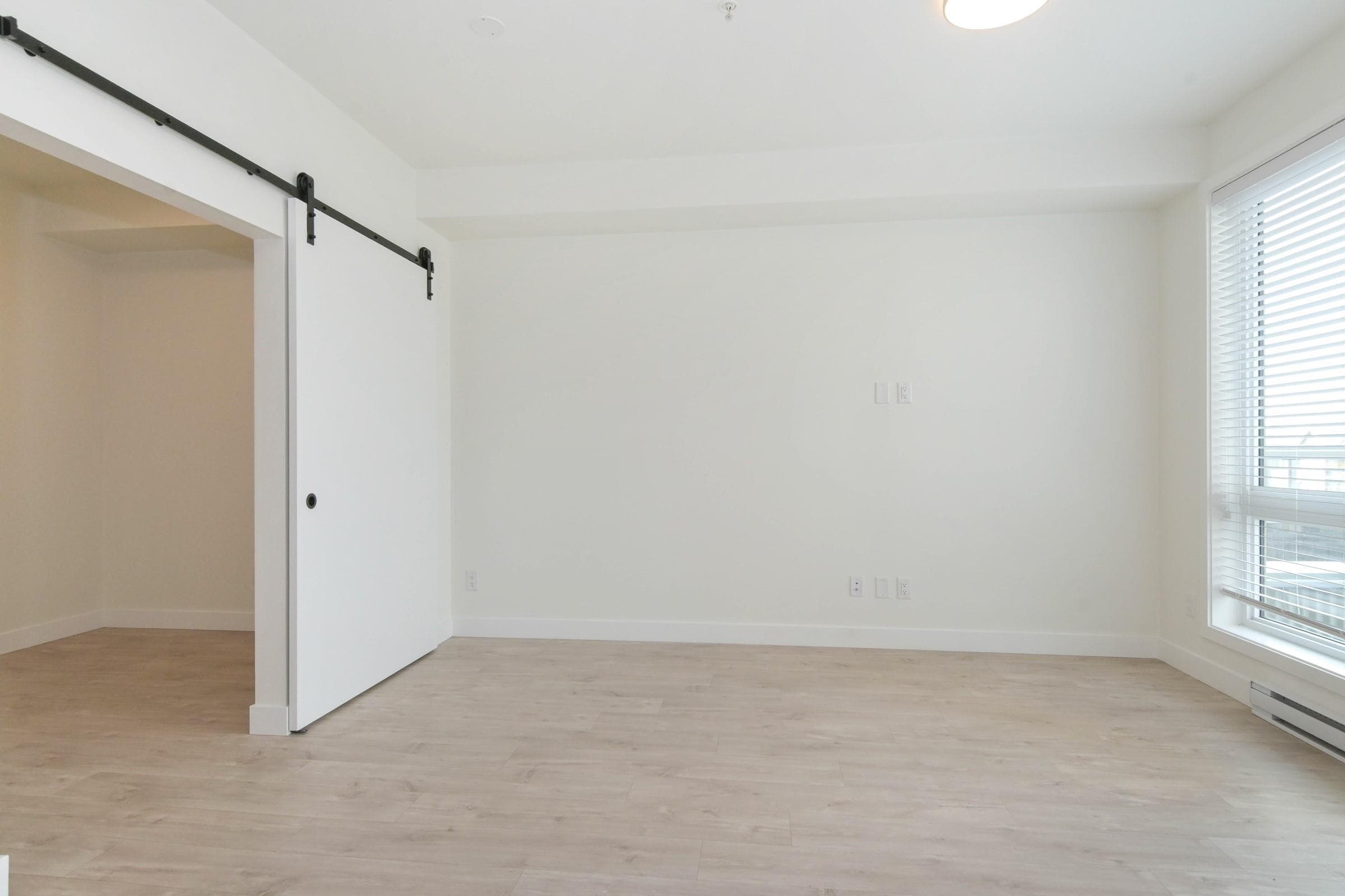 313 - 32838 Landeau Place, Abbotsford, V2S 0M6 — photo 4