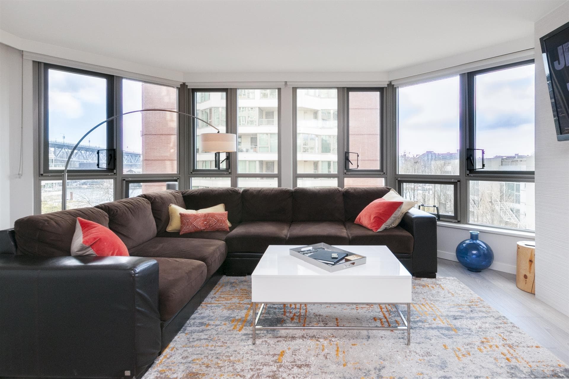 303 - 1625 Hornby Street, Vancouver, V6Z 2M2 — photo 4
