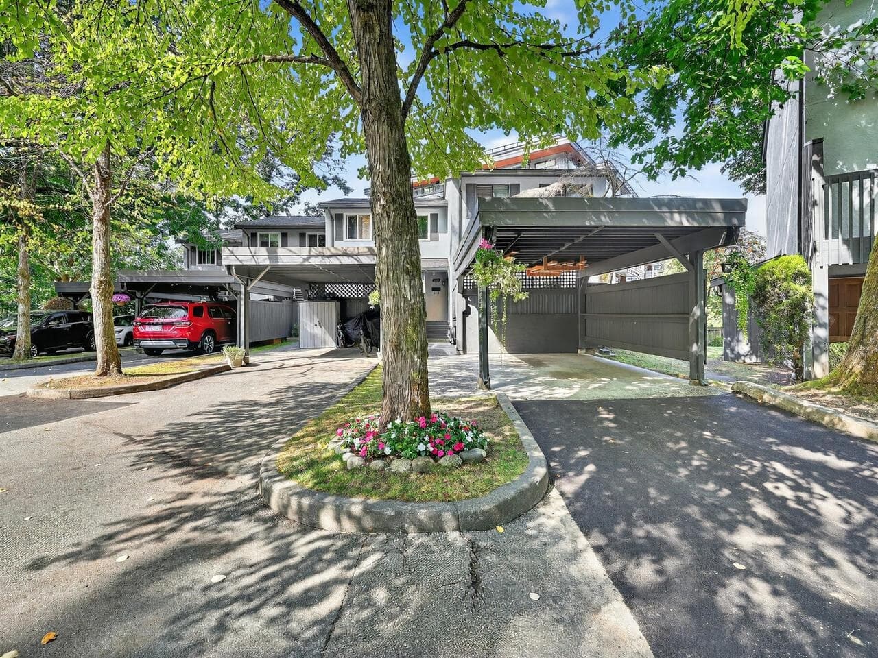 162 James Road, Port Moody, V3H 2S4 — photo 2