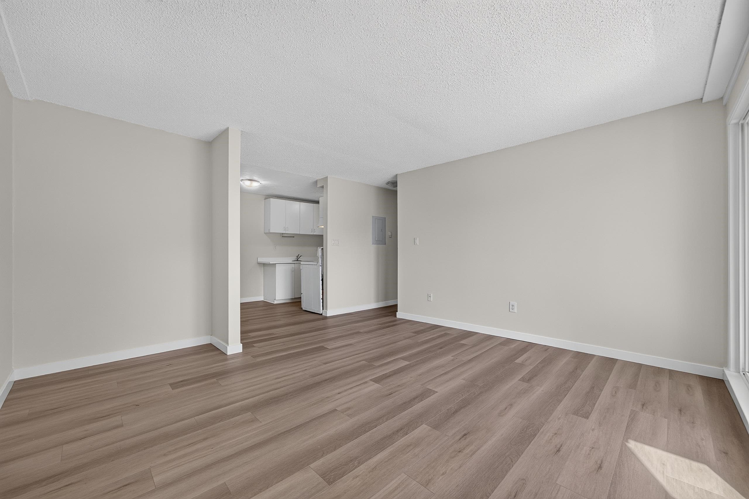 203 - 7220 Lindsay Road, Richmond, V7C 3M6 — photo 3