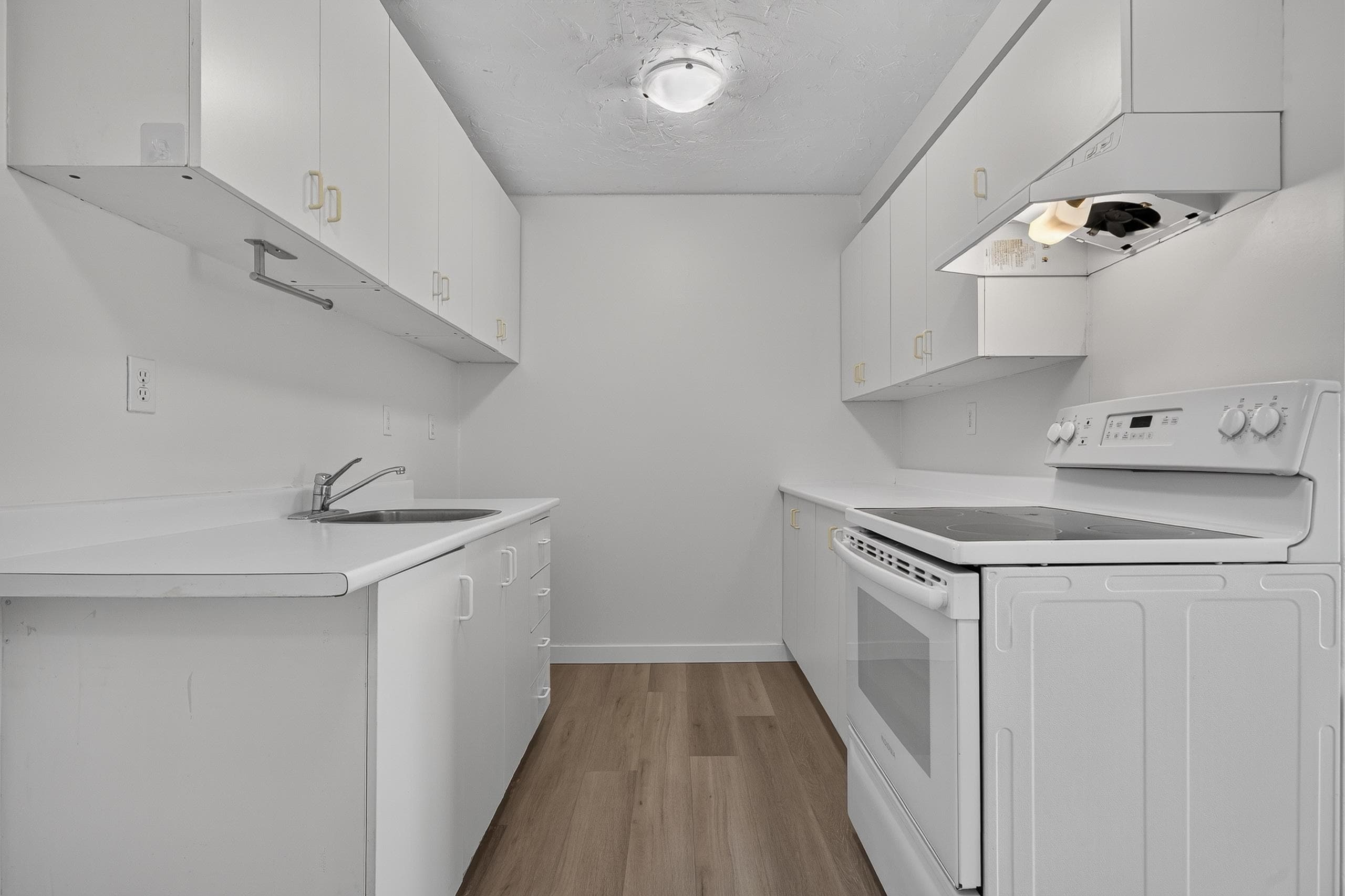203 - 7220 Lindsay Road, Richmond, V7C 3M6 — photo 4