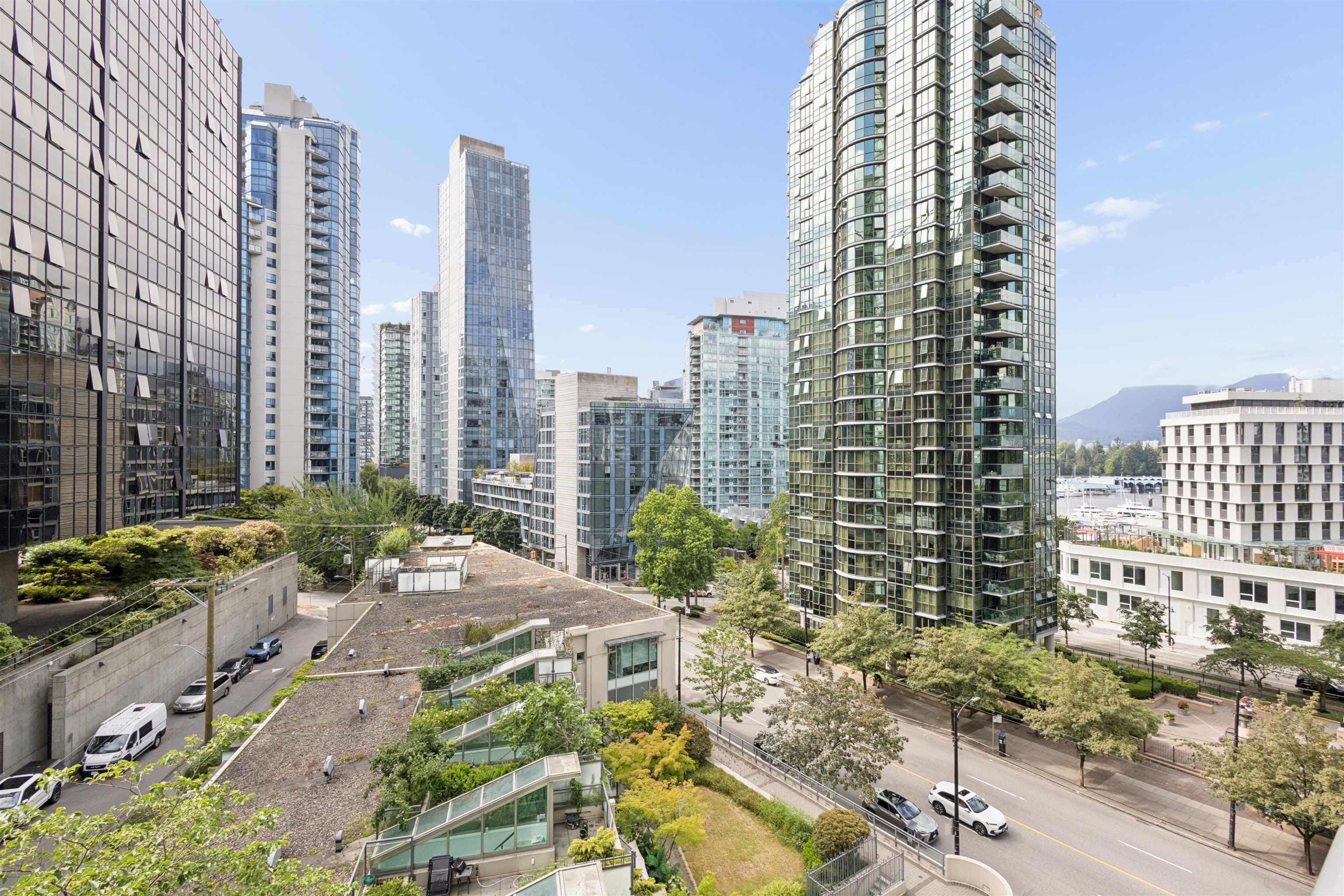 903 - 1328 W Pender Street, Vancouver, V6E 4T1 — photo 1