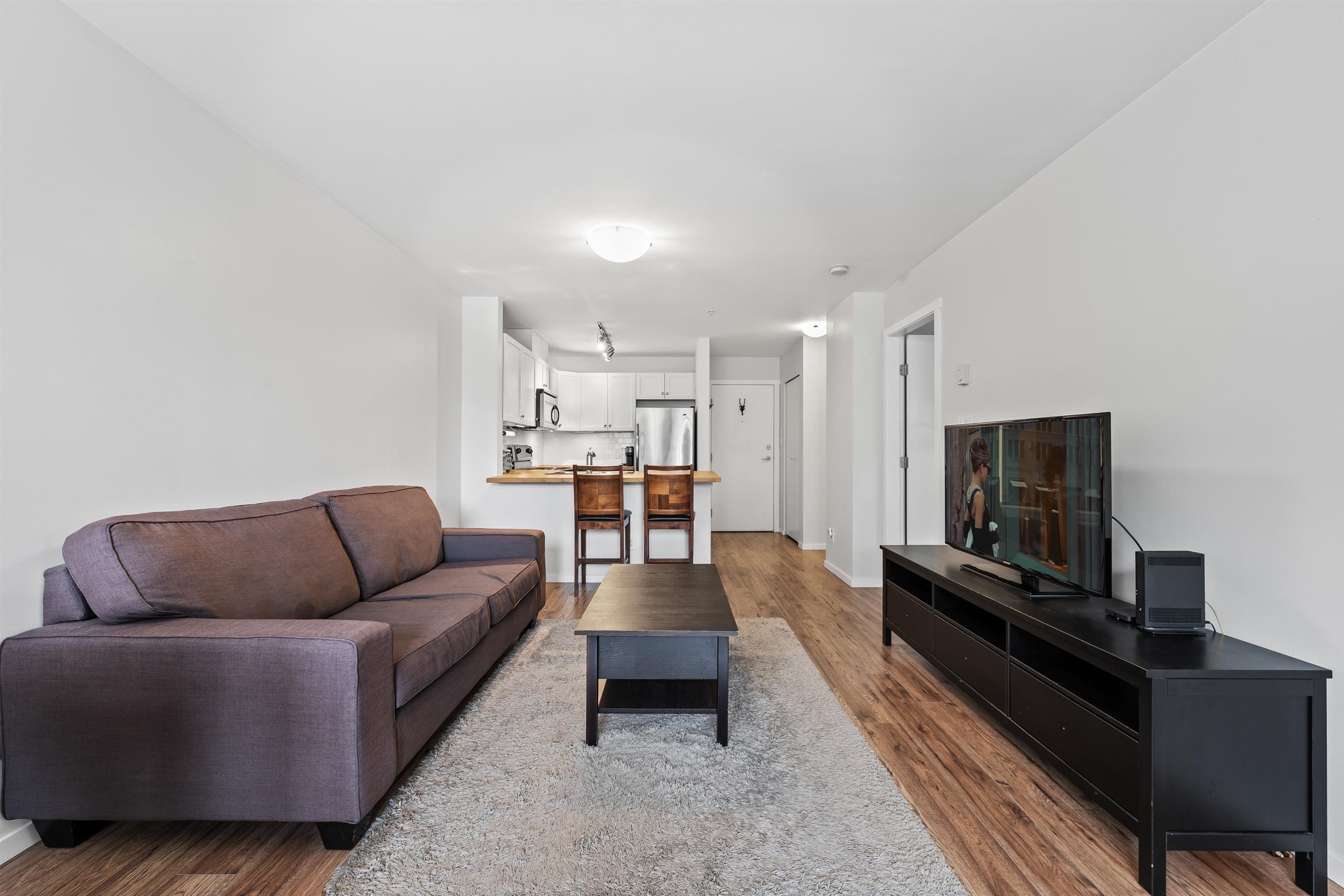 312 - 315 Knox Street, New Westminster, V3L 0B5 — photo 2