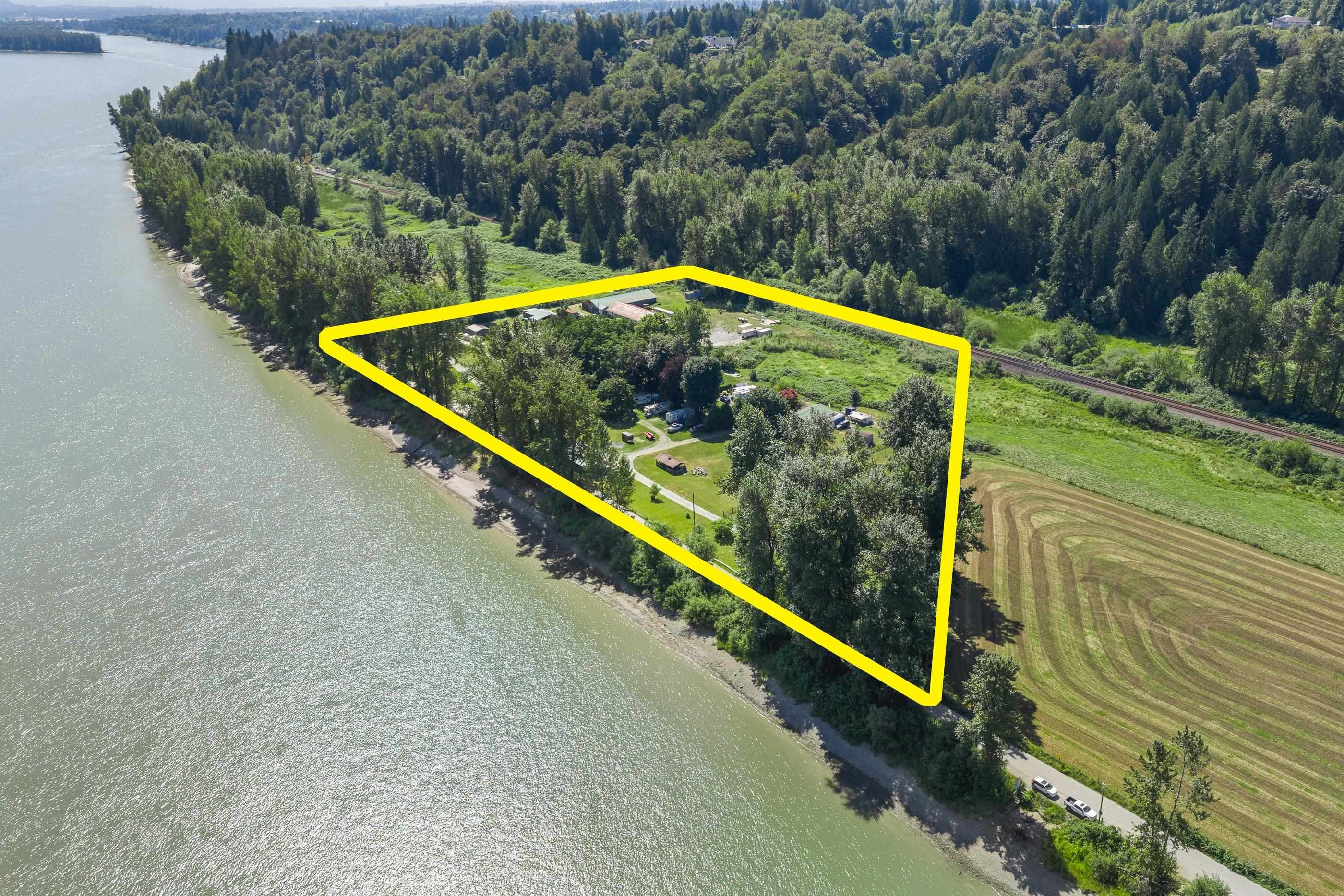 29464 River Road, Abbotsford, V4X 2H2 — photo 1