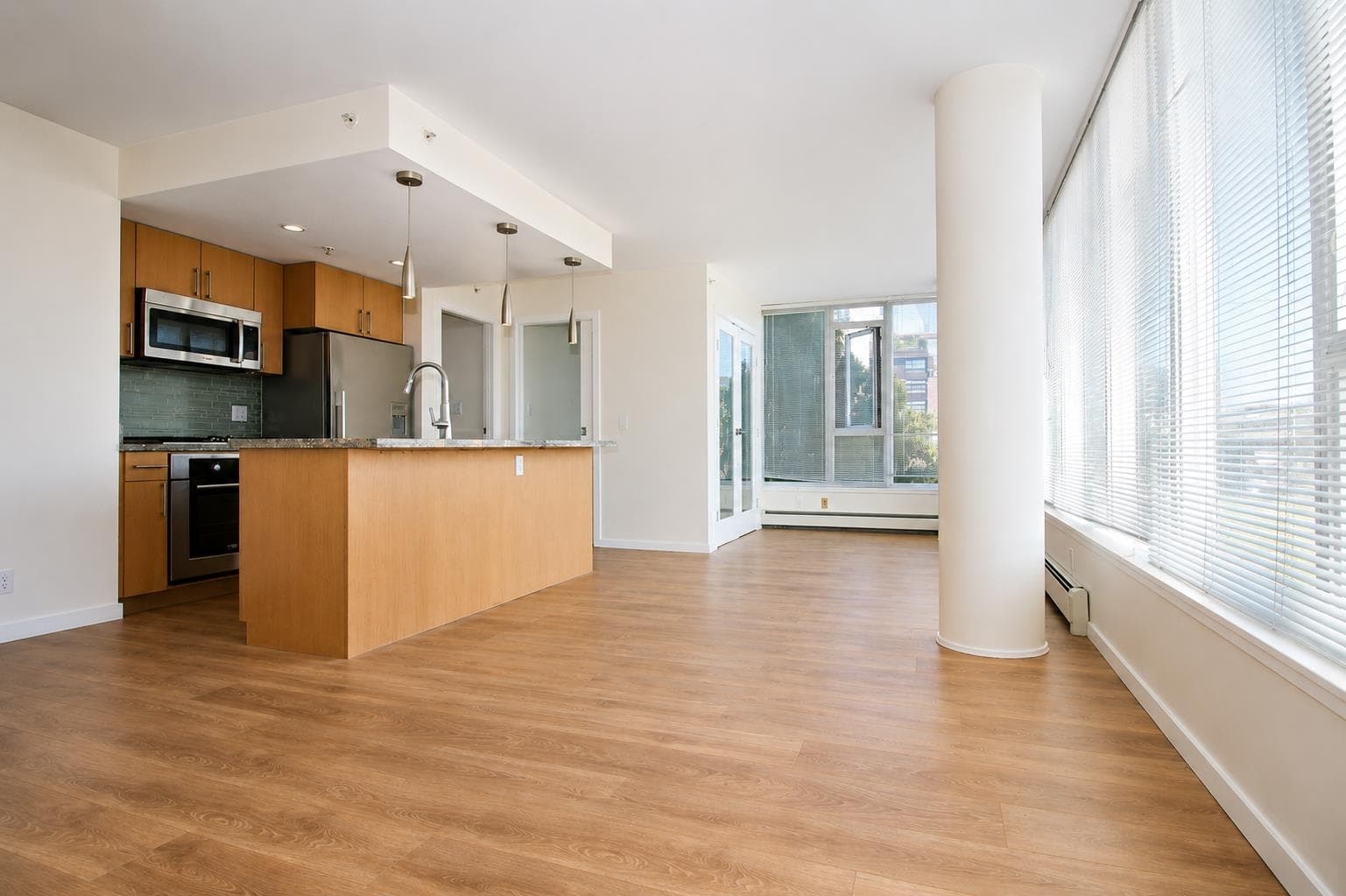 306 - 1887 Crowe Street, Vancouver, V5Y 0B4 — photo 2