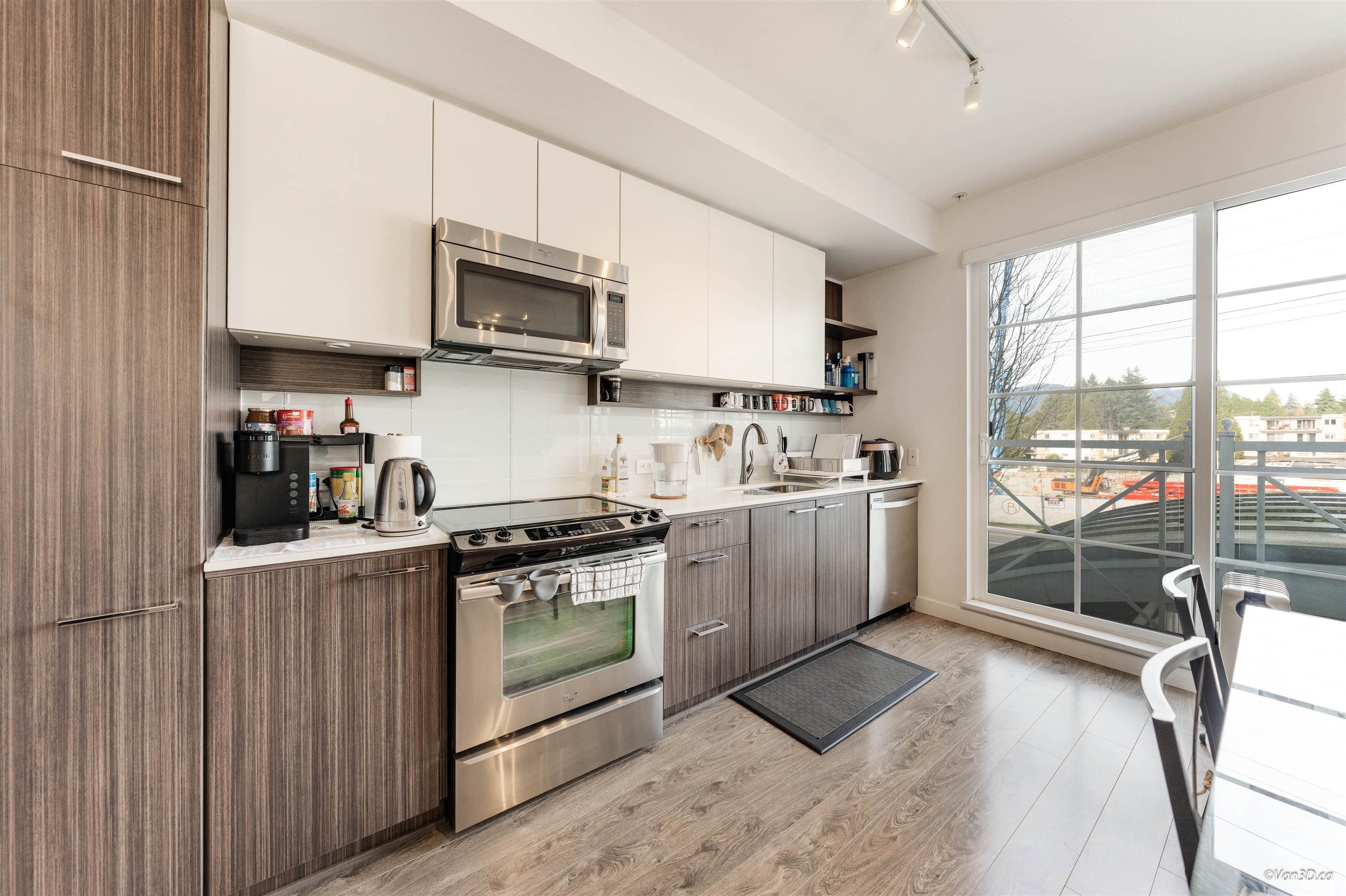 201 - 618 Como Lake Avenue, Coquitlam, V3J 0G1 — photo 4