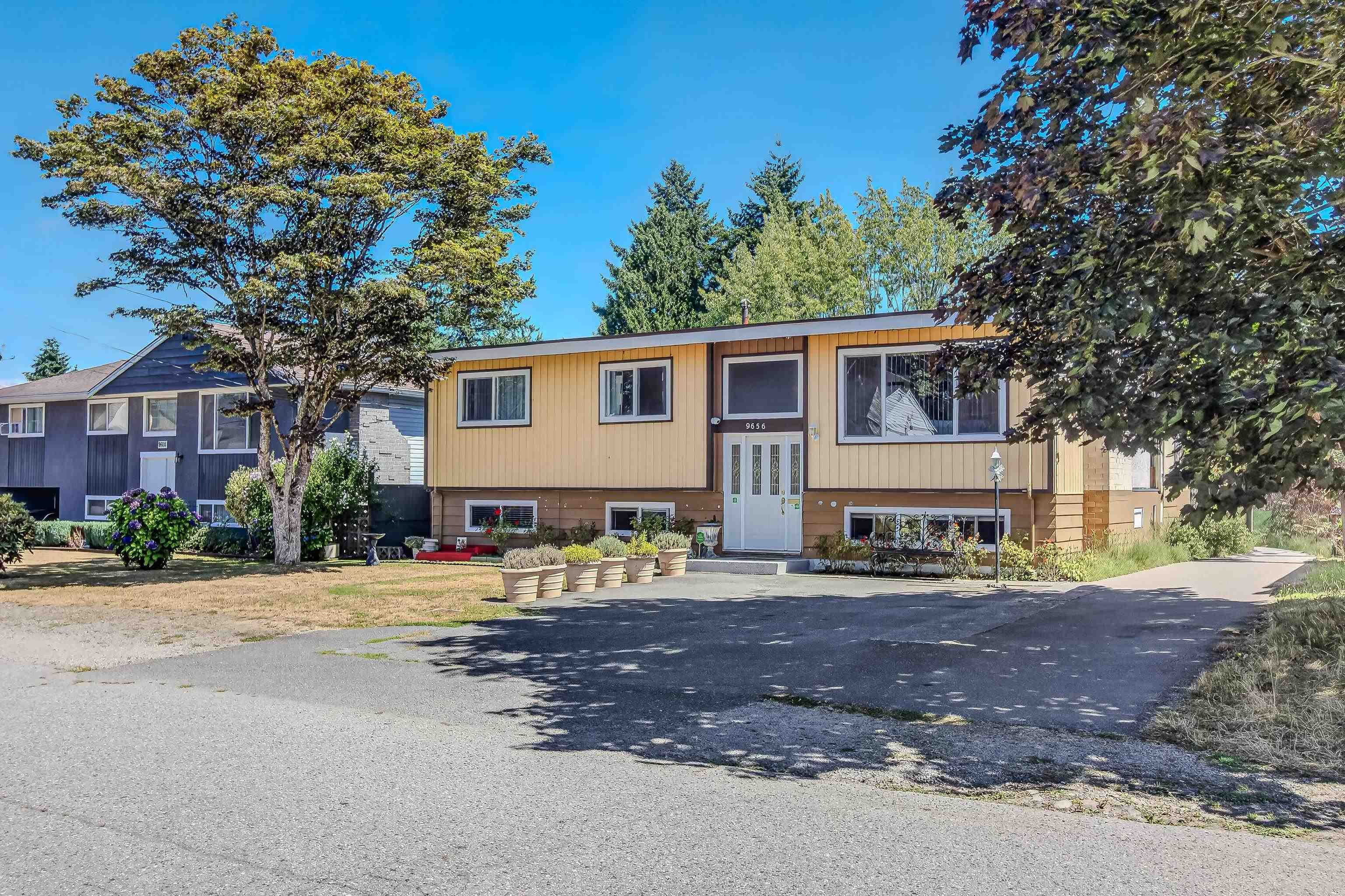9656 125 Street, Surrey