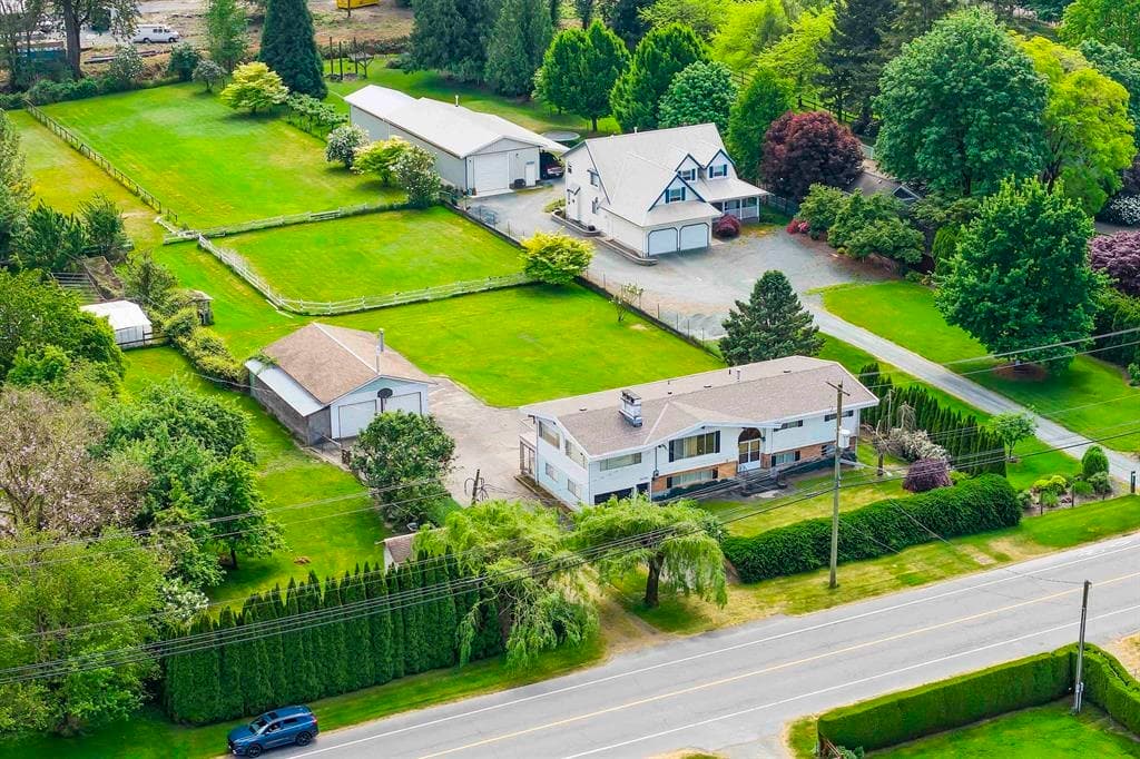 41588 Yarrow Central Road, Yarrow, V2R 5G4 — photo 1