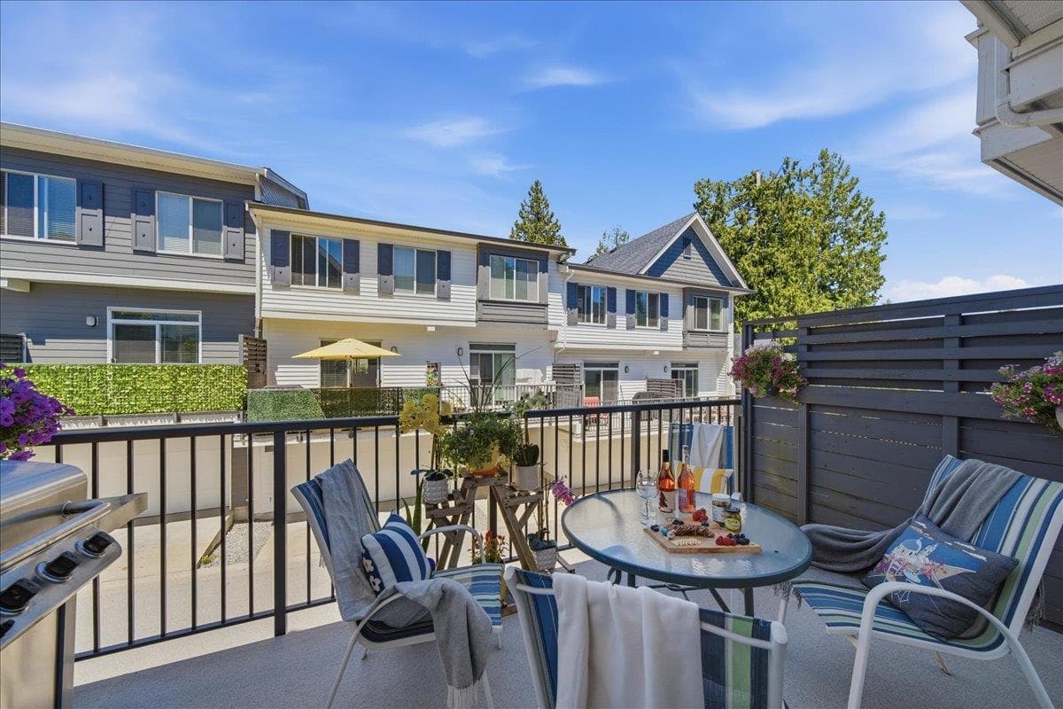 53 - 8130 136a Street, Surrey, V3W 1H9 — photo 1