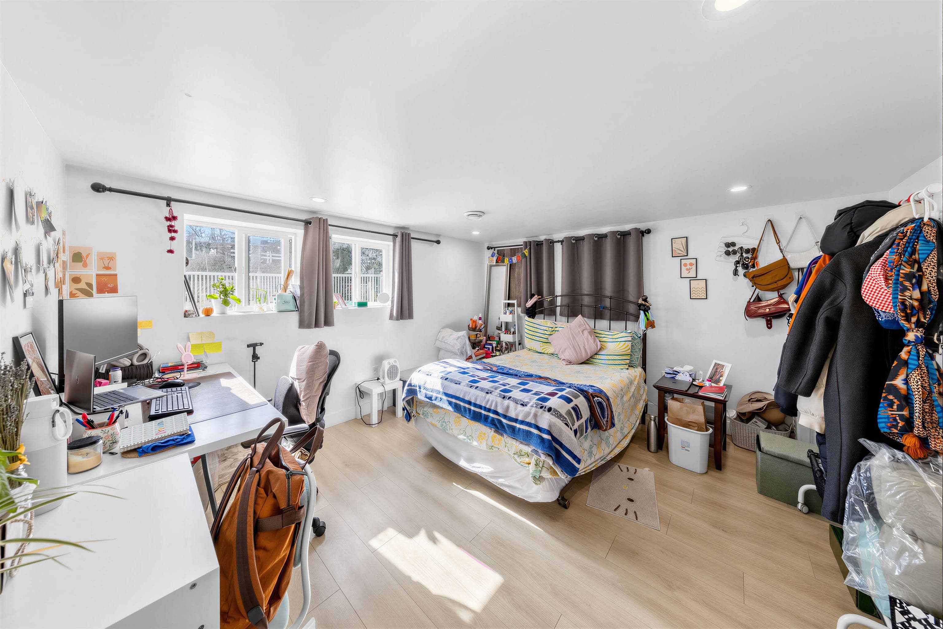 2079 W 46th Avenue, Vancouver, V6M 2K8 — photo 2
