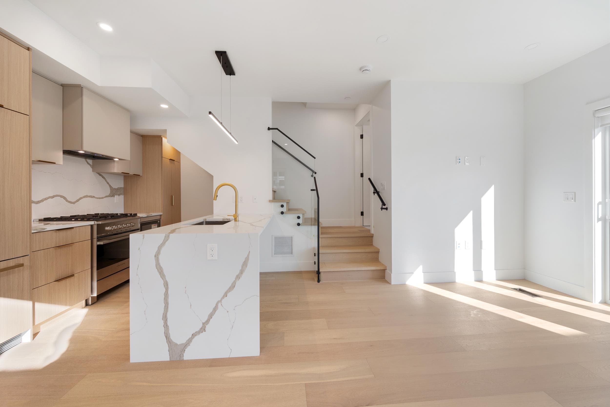 3 - 550 Kaslo Street, Vancouver, V5K 3Z2 — photo 4