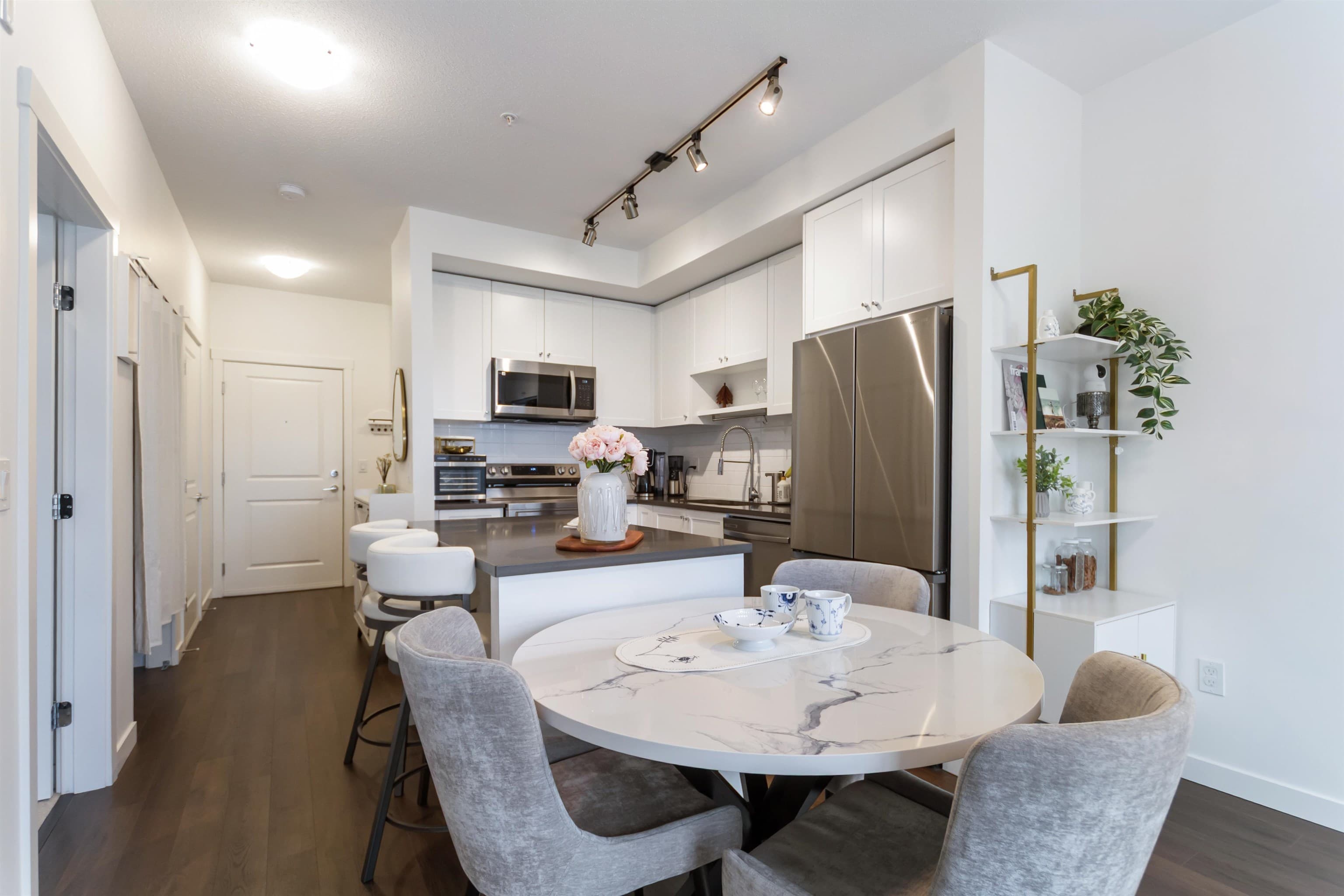 504 - 15738 85 Avenue, Surrey, V4N 6Y1 — photo 1