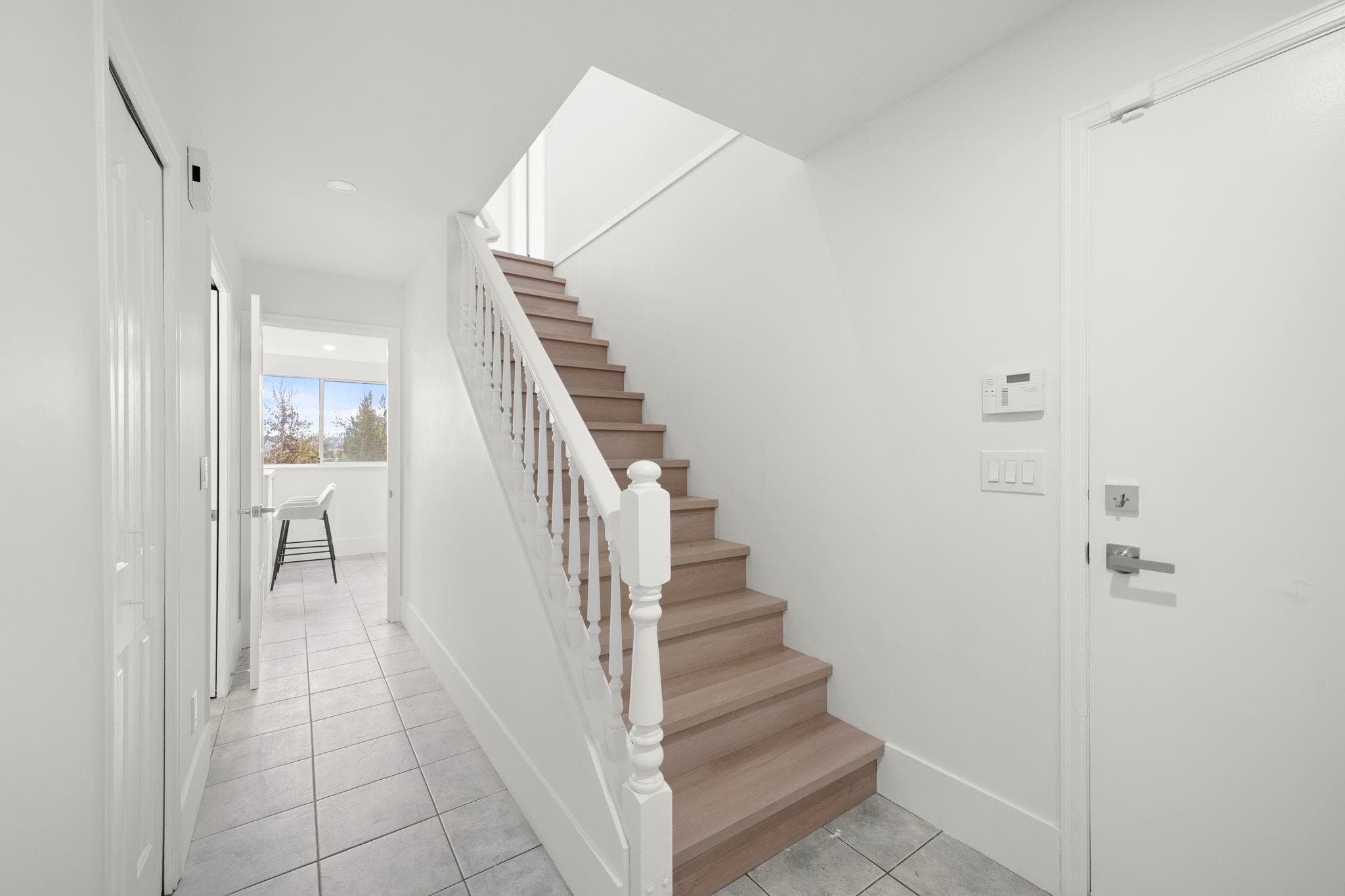115 Warrick Street, Coquitlam, V3K 5L3 — photo 2