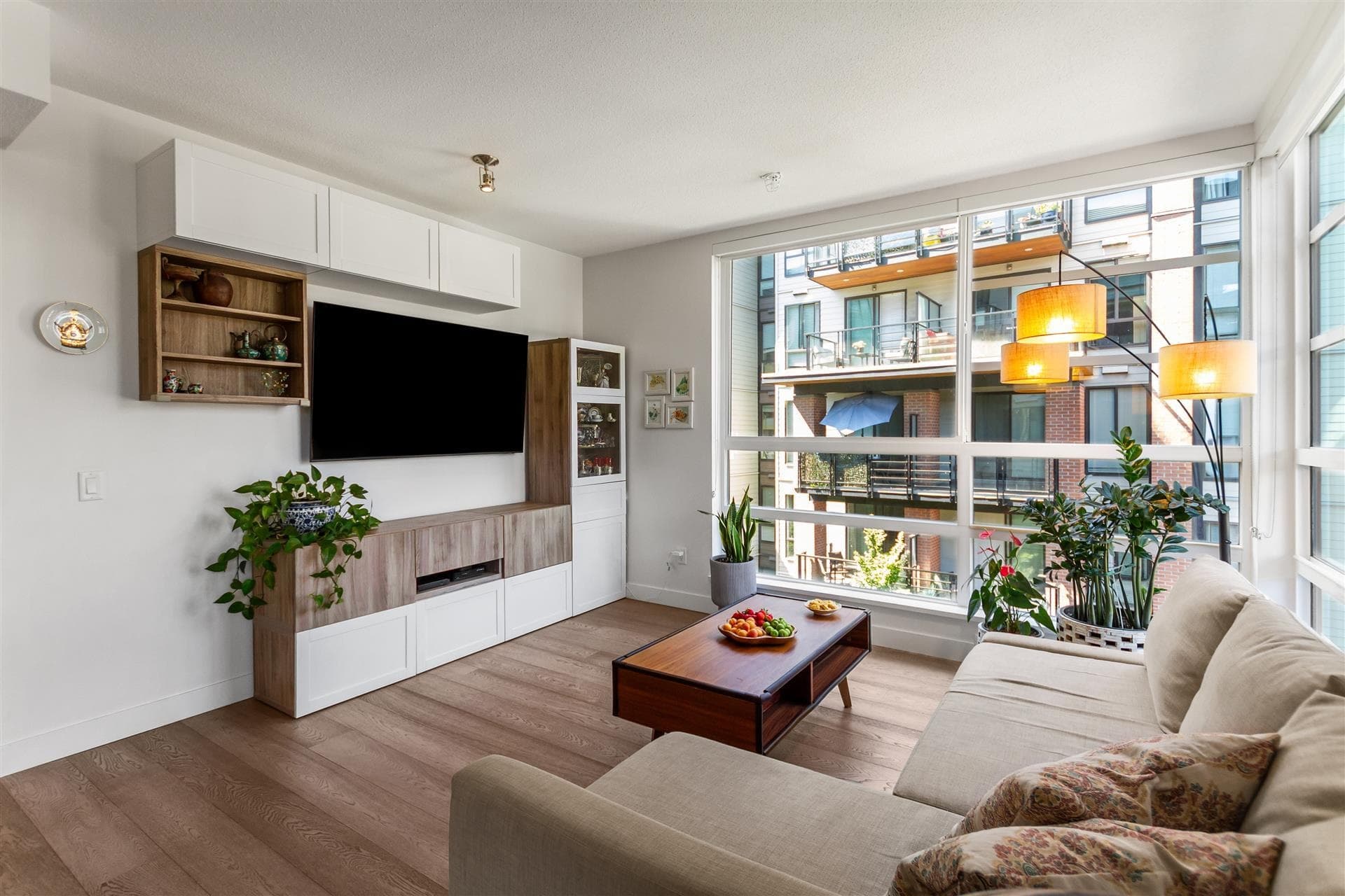 404 - 719 W 3rd Street, North Vancouver, V7M 0E7 — photo 3