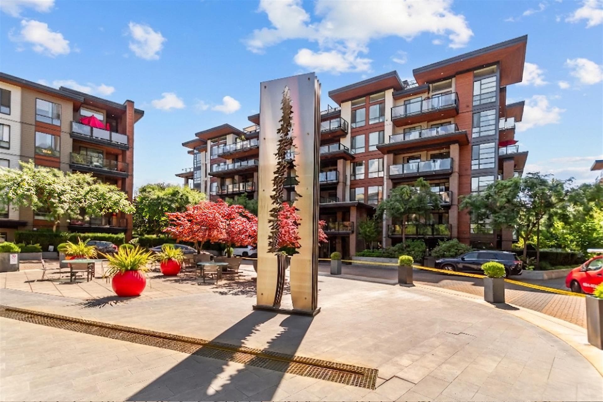 404 - 719 W 3rd Street, North Vancouver