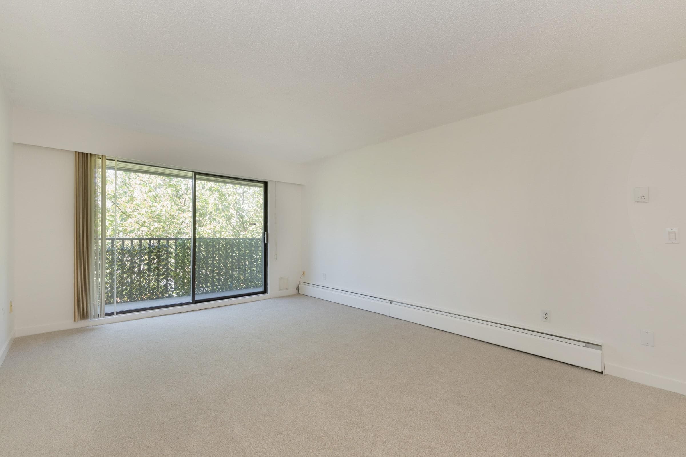 301 - 535 Blue Mountain Street, Coquitlam, V3J 4R2 — photo 4