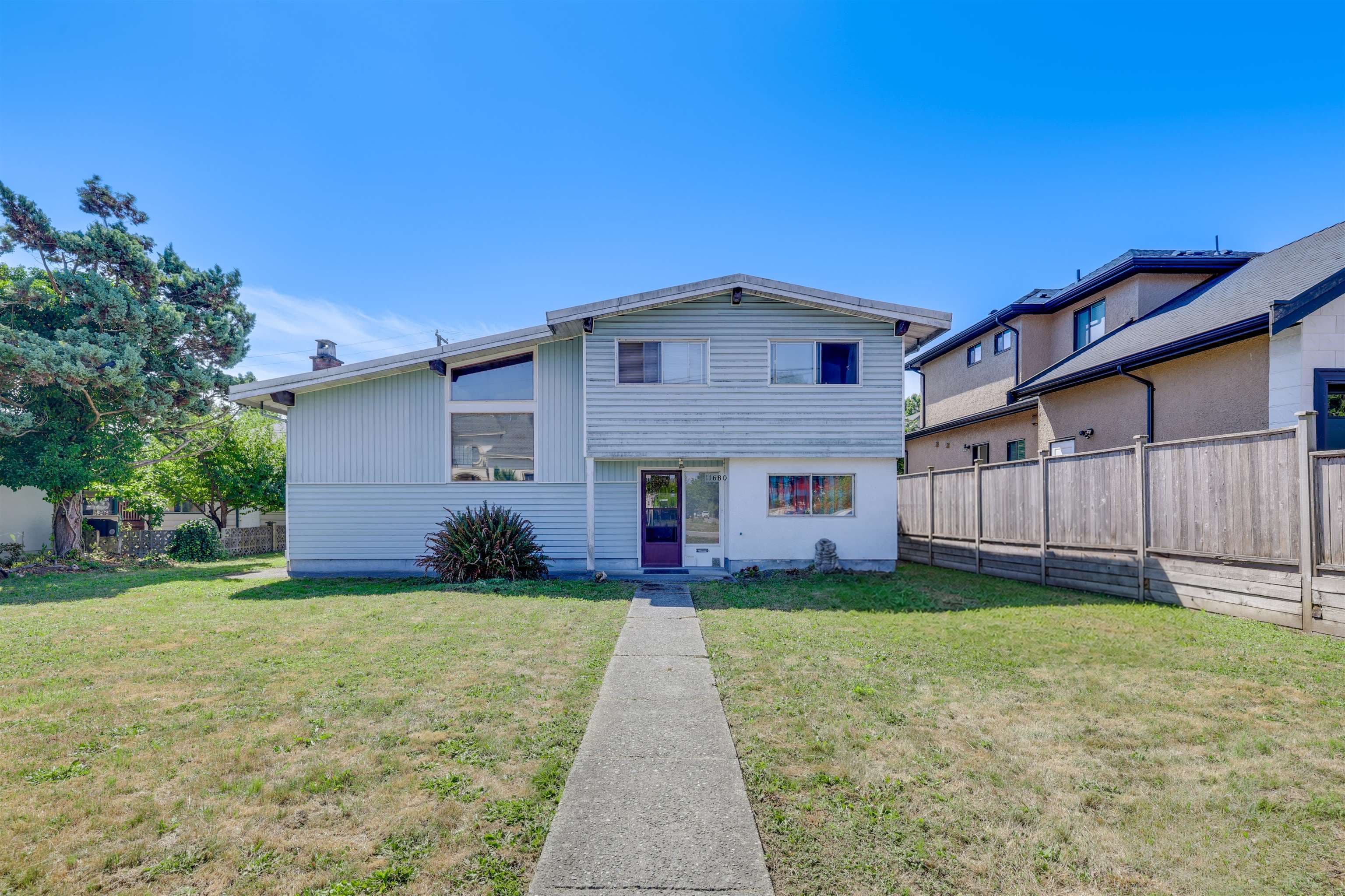 11680 Seaton Road, Richmond, V7A 3G6 — photo 1
