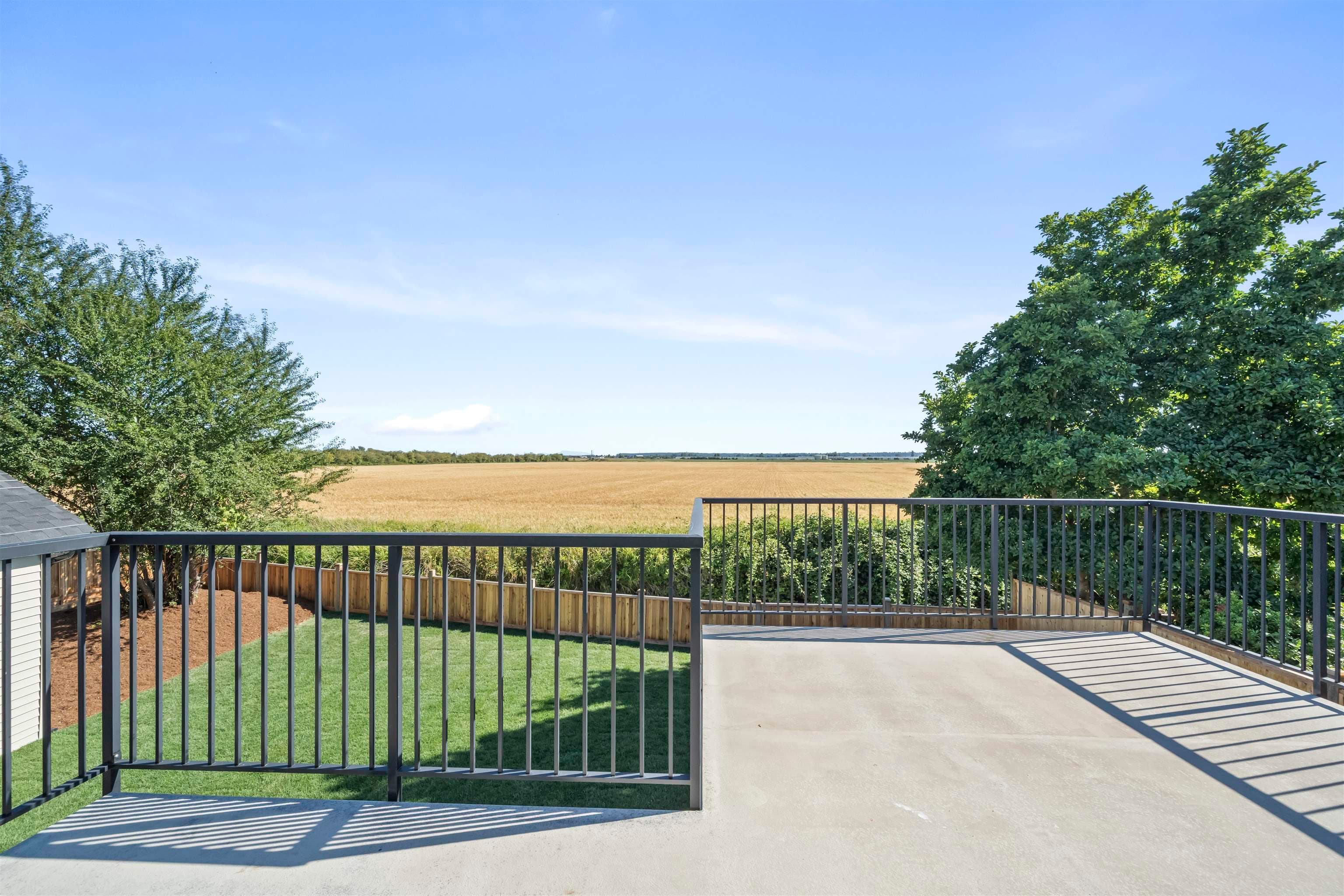 5548 44 Avenue, Delta, V4K 1E1 — photo 4