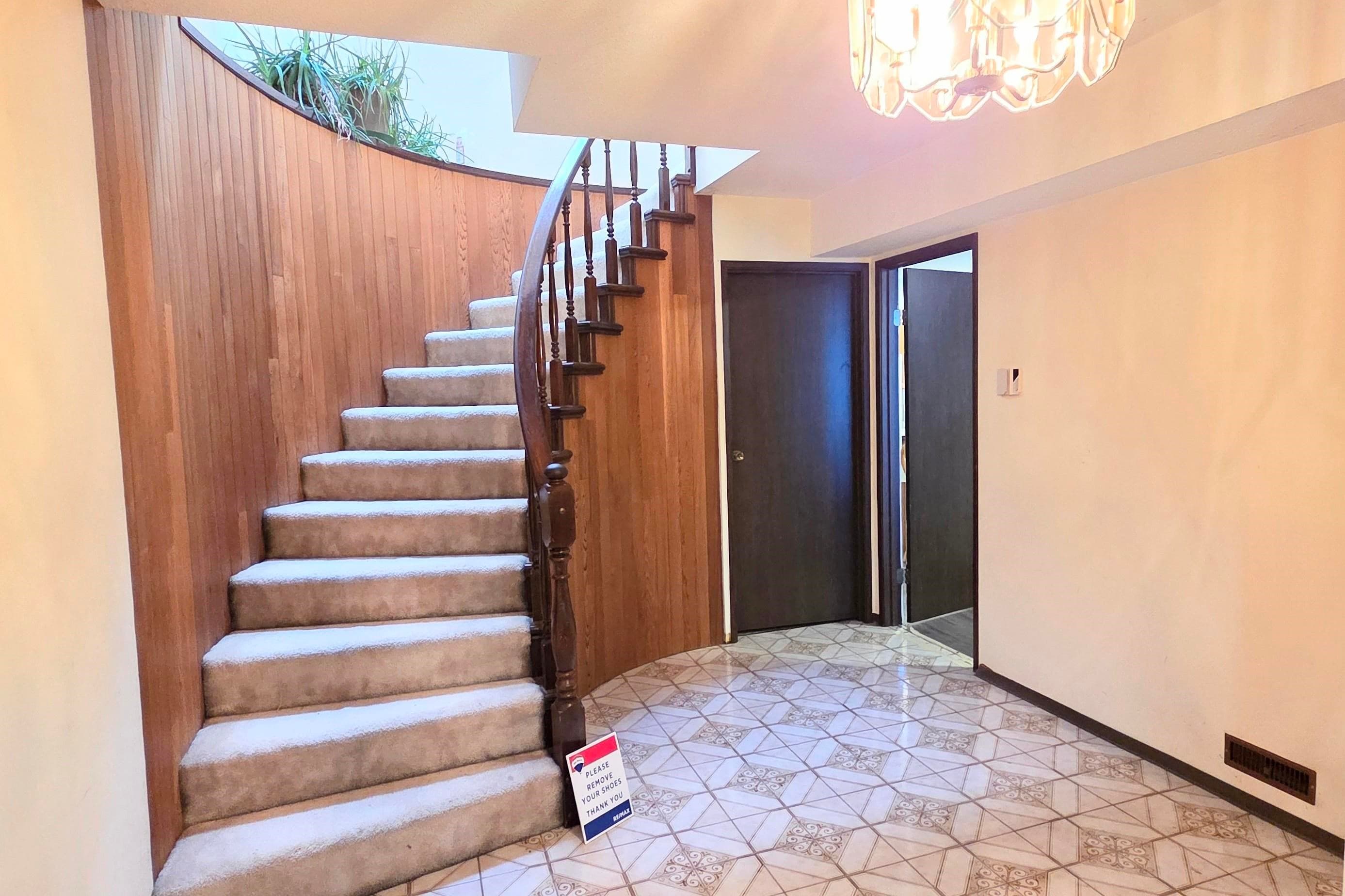 2986 E 3rd Avenue, Vancouver, V5M 1H8 — photo 2