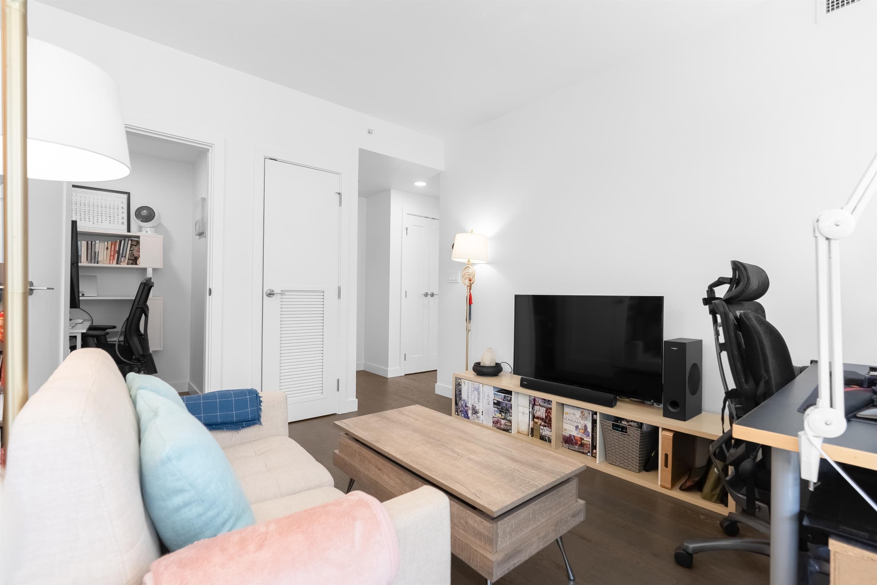 1002 - 3200 Corvette Way, Richmond, V6X 0T8 — photo 5